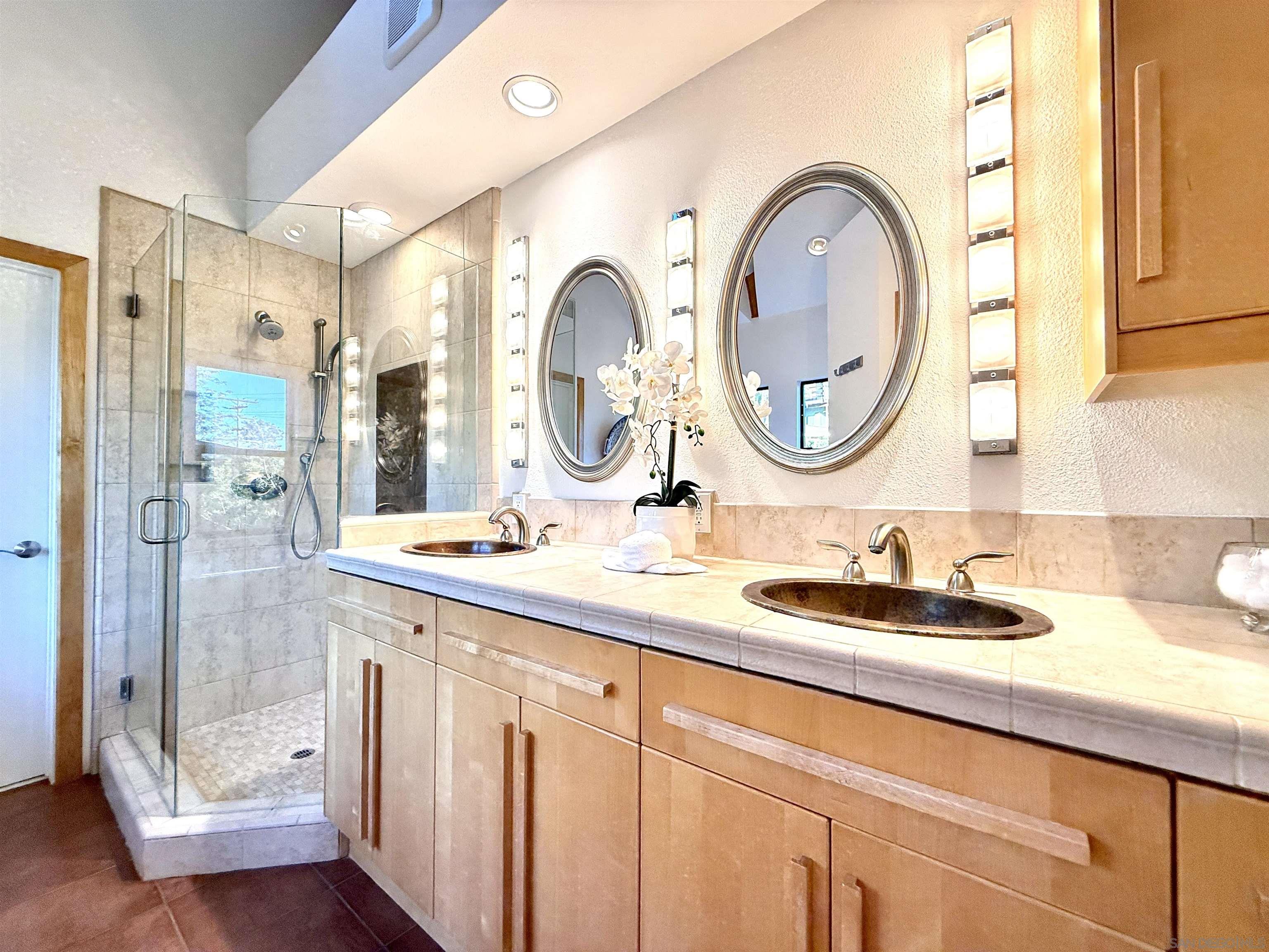 Detail Gallery Image 25 of 34 For 3566  Albatross St, San Diego,  CA 92103 - 3 Beds | 3/1 Baths