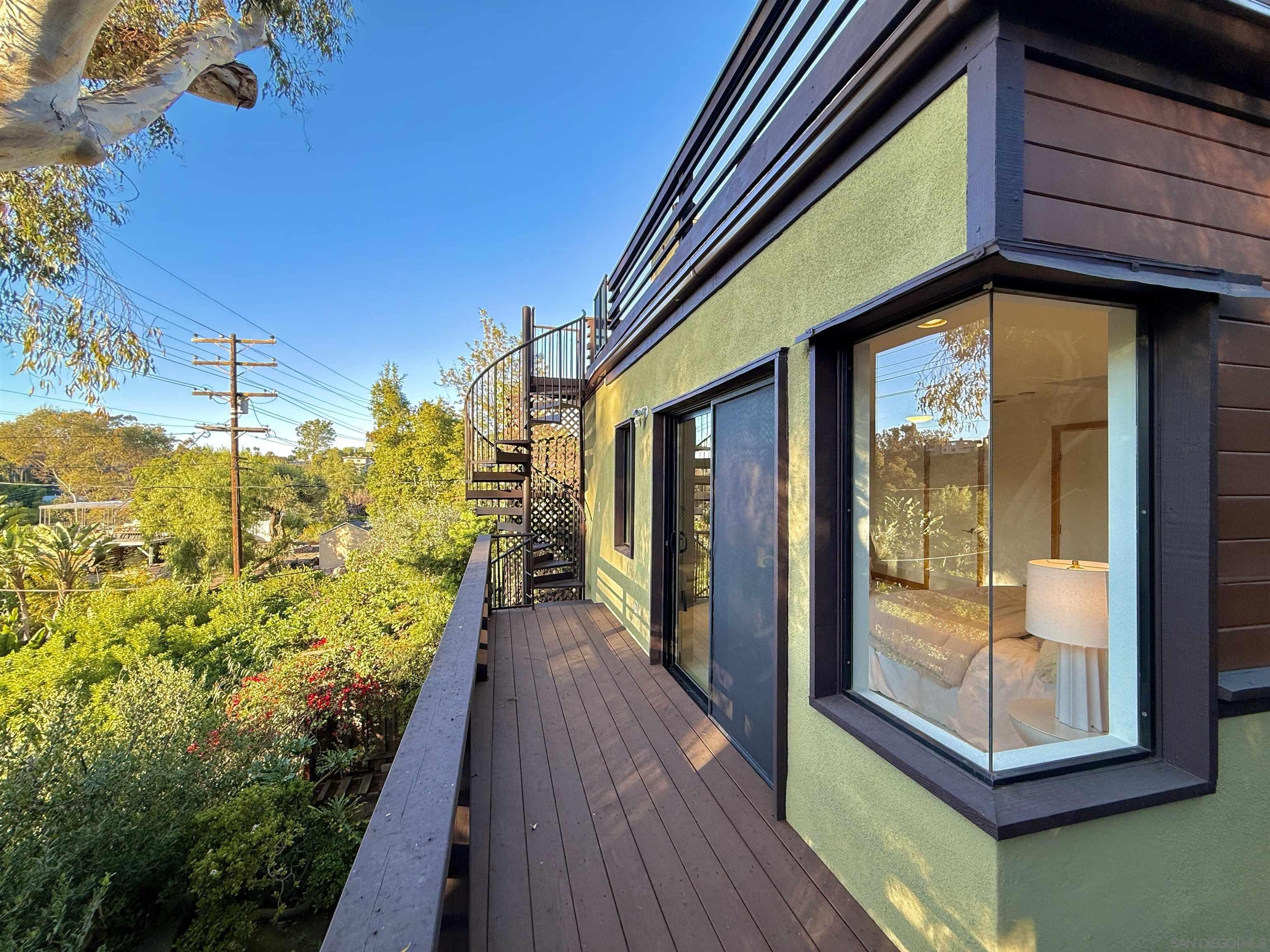 Detail Gallery Image 27 of 34 For 3566  Albatross St, San Diego,  CA 92103 - 3 Beds | 3/1 Baths