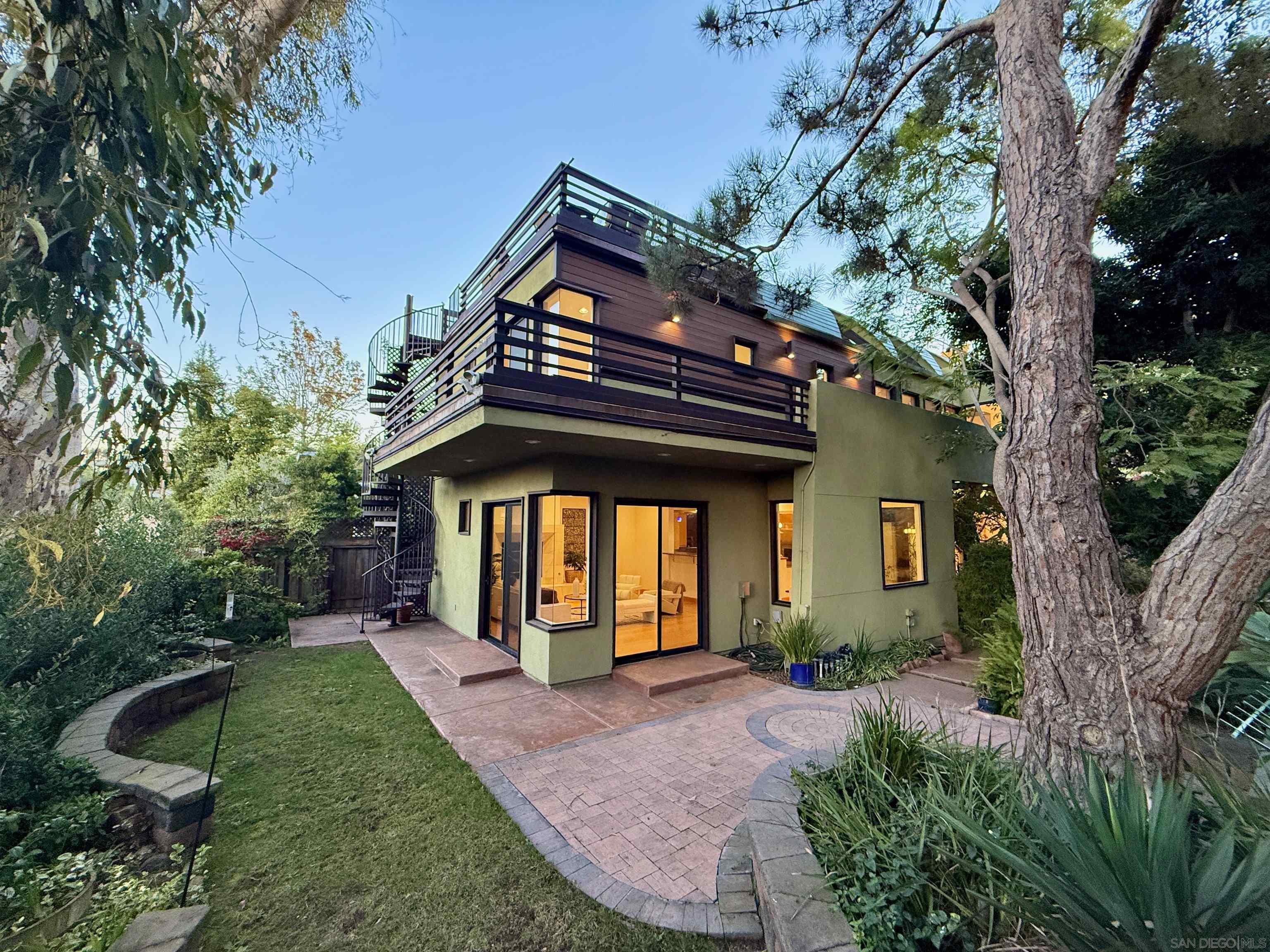 Detail Gallery Image 30 of 34 For 3566  Albatross St, San Diego,  CA 92103 - 3 Beds | 3/1 Baths