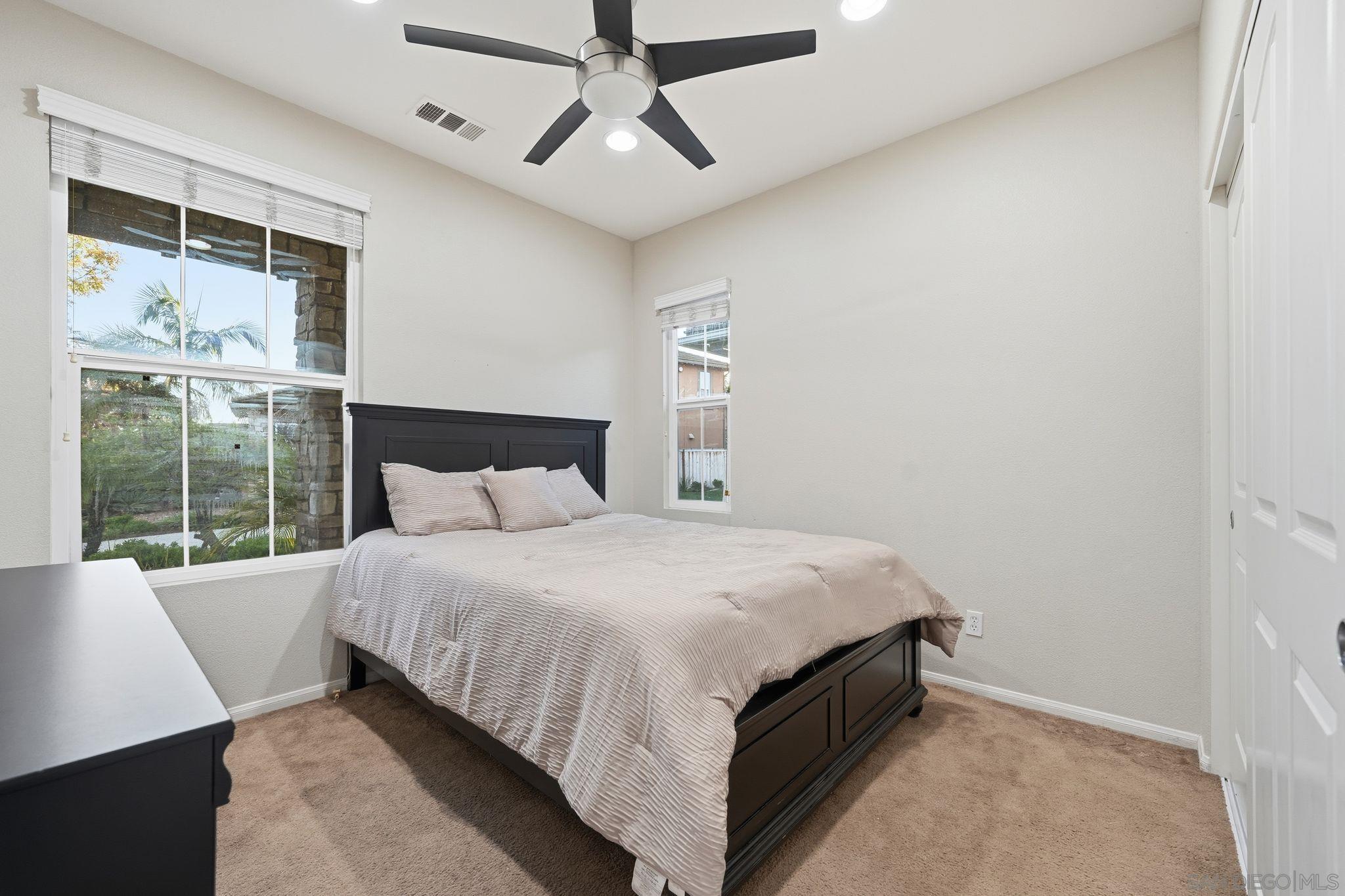 Detail Gallery Image 20 of 48 For 2923  Oro Blanco Cir, Escondido,  CA 92027 - 5 Beds | 3 Baths