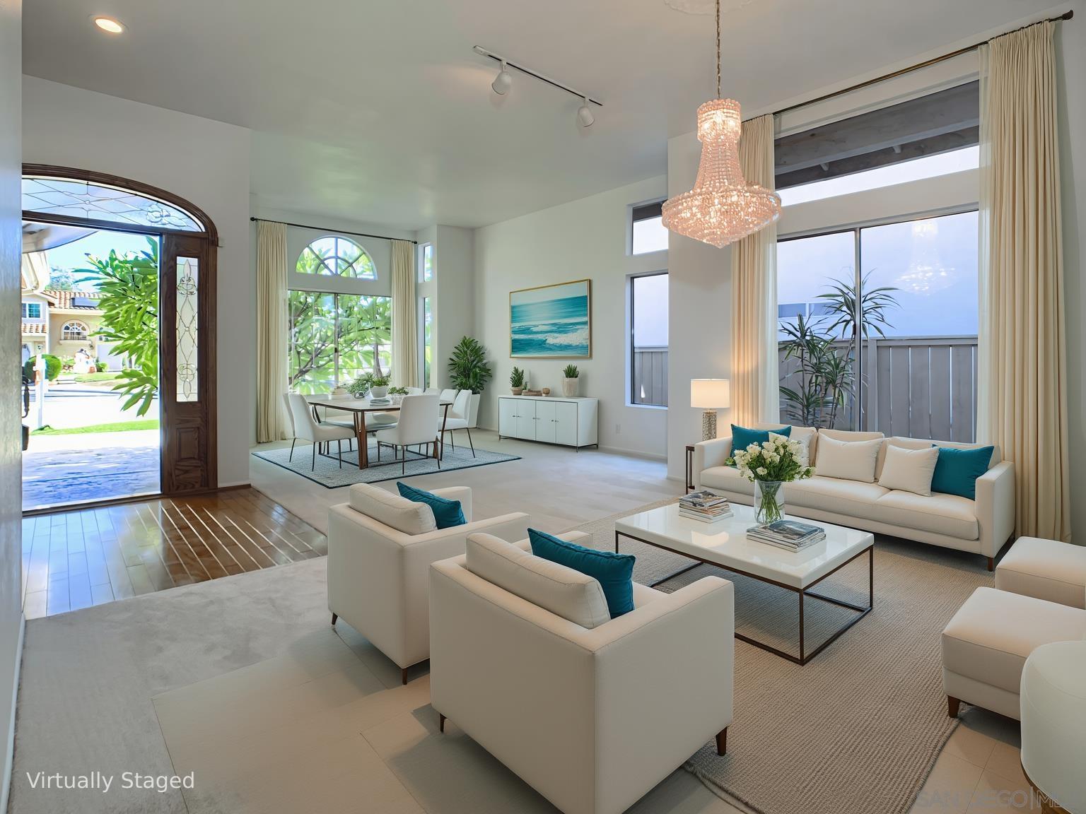 Detail Gallery Image 3 of 29 For 2314  Sawgrass Street, El Cajon,  CA 92019 - 3 Beds | 2 Baths