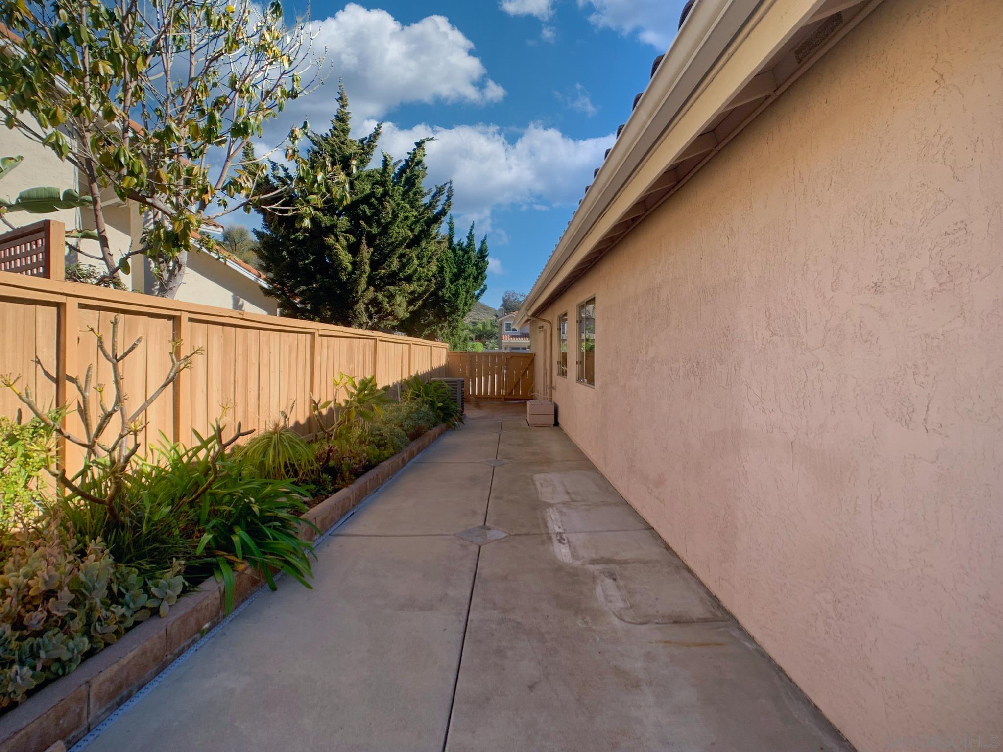 Detail Gallery Image 26 of 29 For 2314  Sawgrass Street, El Cajon,  CA 92019 - 3 Beds | 2 Baths