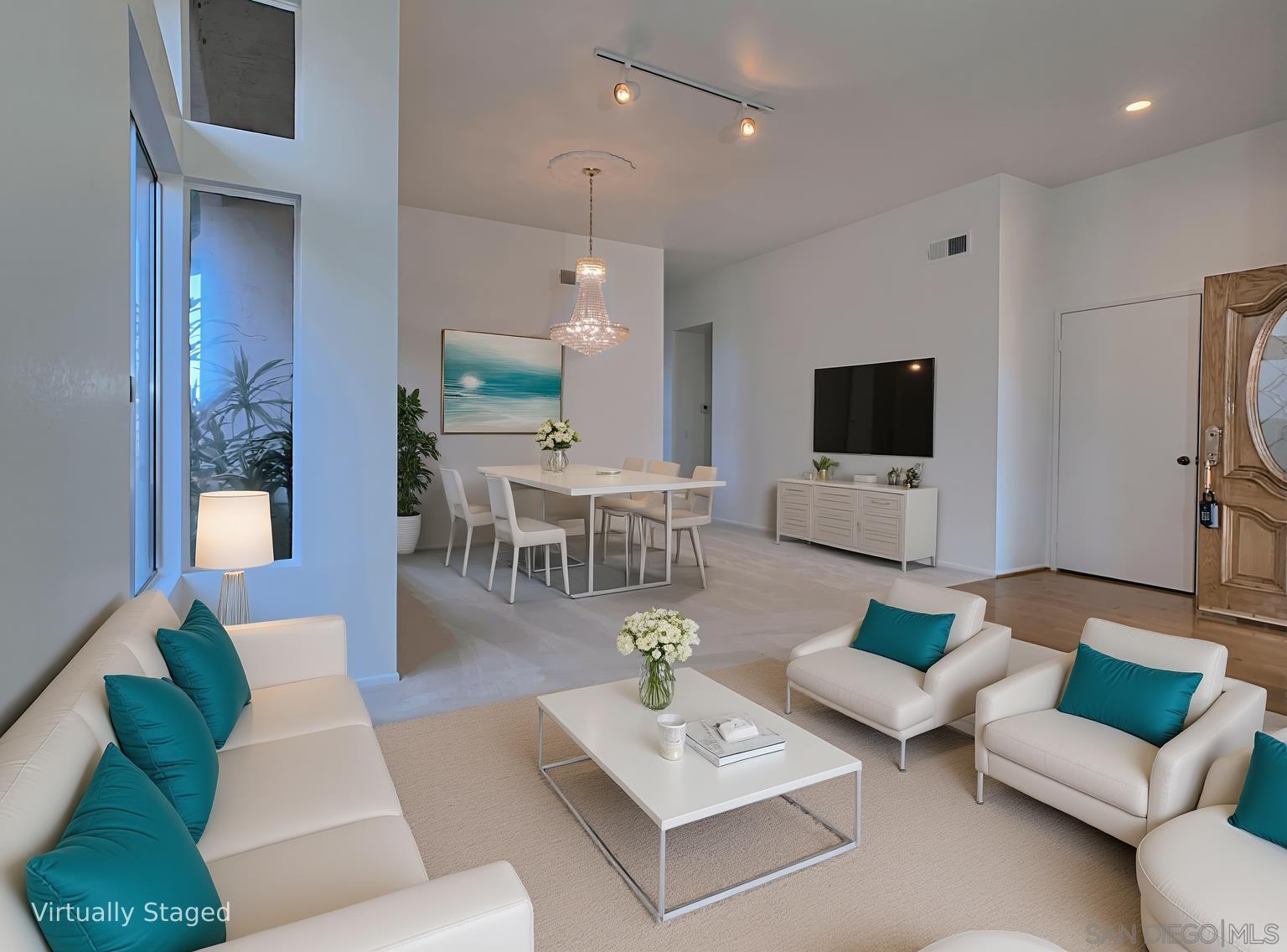 Detail Gallery Image 5 of 29 For 2314  Sawgrass Street, El Cajon,  CA 92019 - 3 Beds | 2 Baths