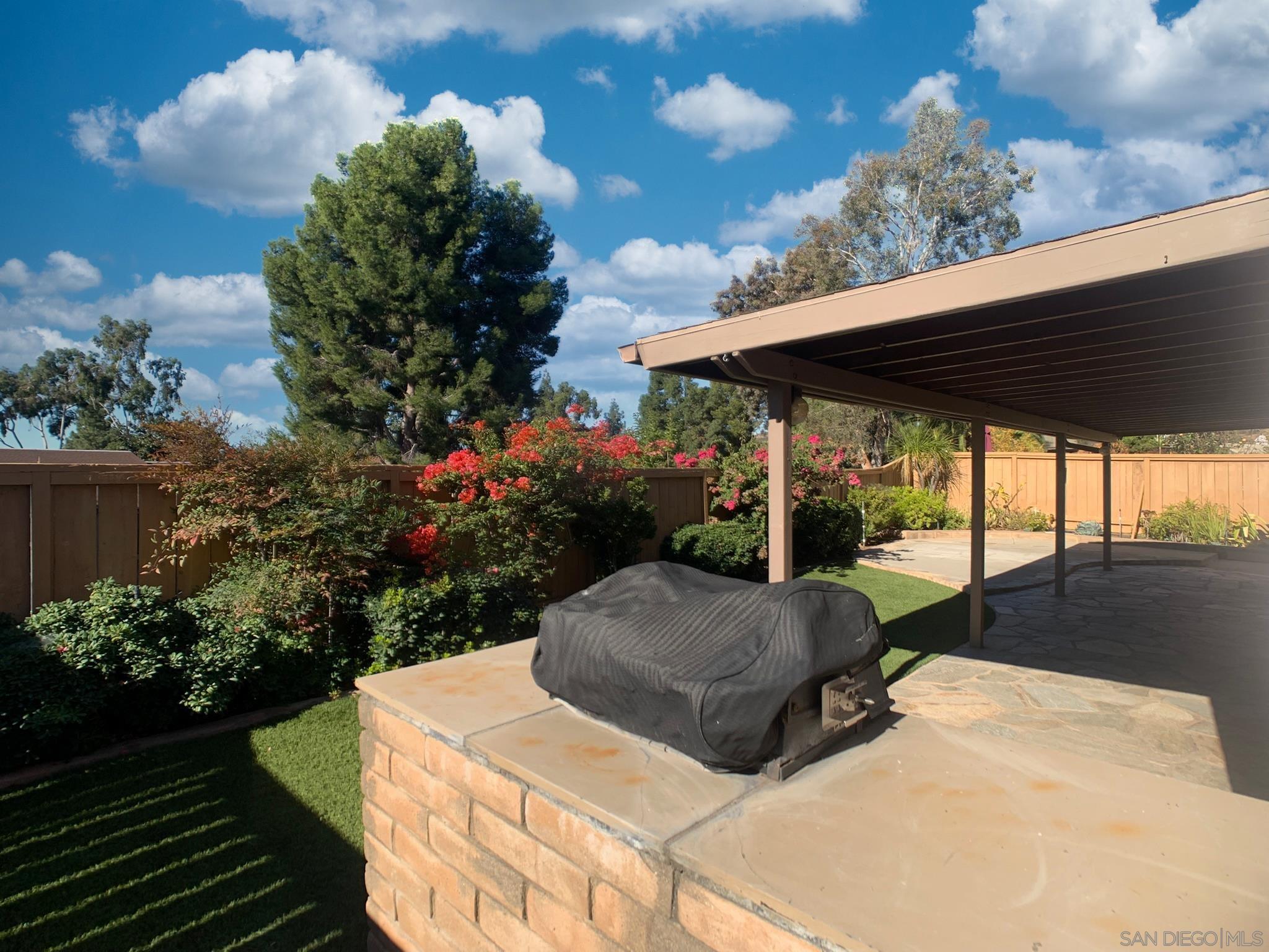 Detail Gallery Image 10 of 29 For 2314  Sawgrass Street, El Cajon,  CA 92019 - 3 Beds | 2 Baths