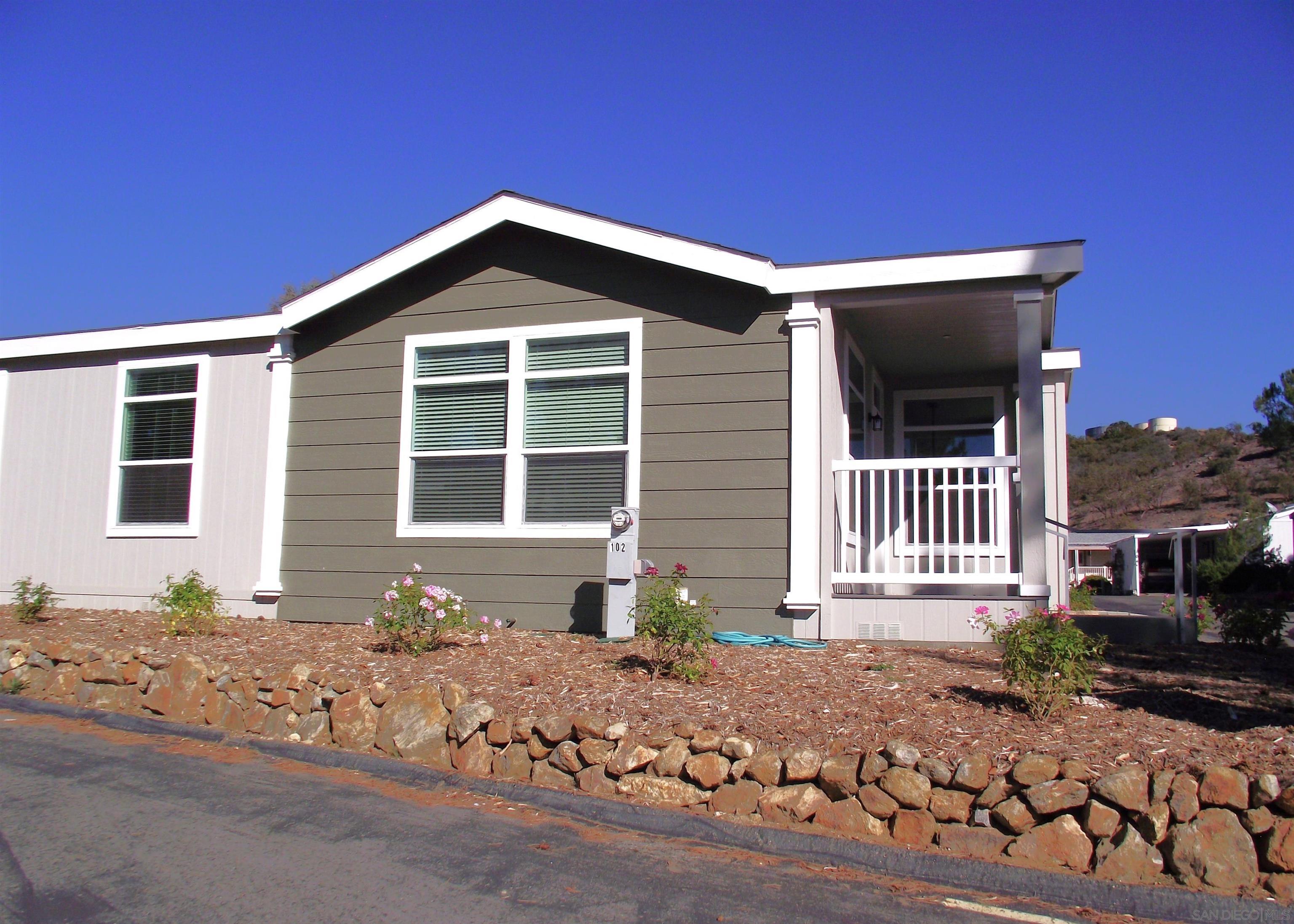 Detail Gallery Image 3 of 44 For 35109  Highway 79  #SPC 102,  Warner Springs,  CA 92086 - 3 Beds | 2 Baths