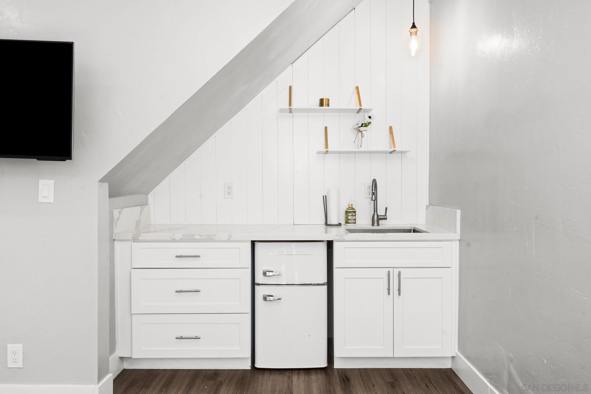 Detail Gallery Image 29 of 46 For 10059  Estrella Dr, La Mesa,  CA 91941 - 4 Beds | 4 Baths