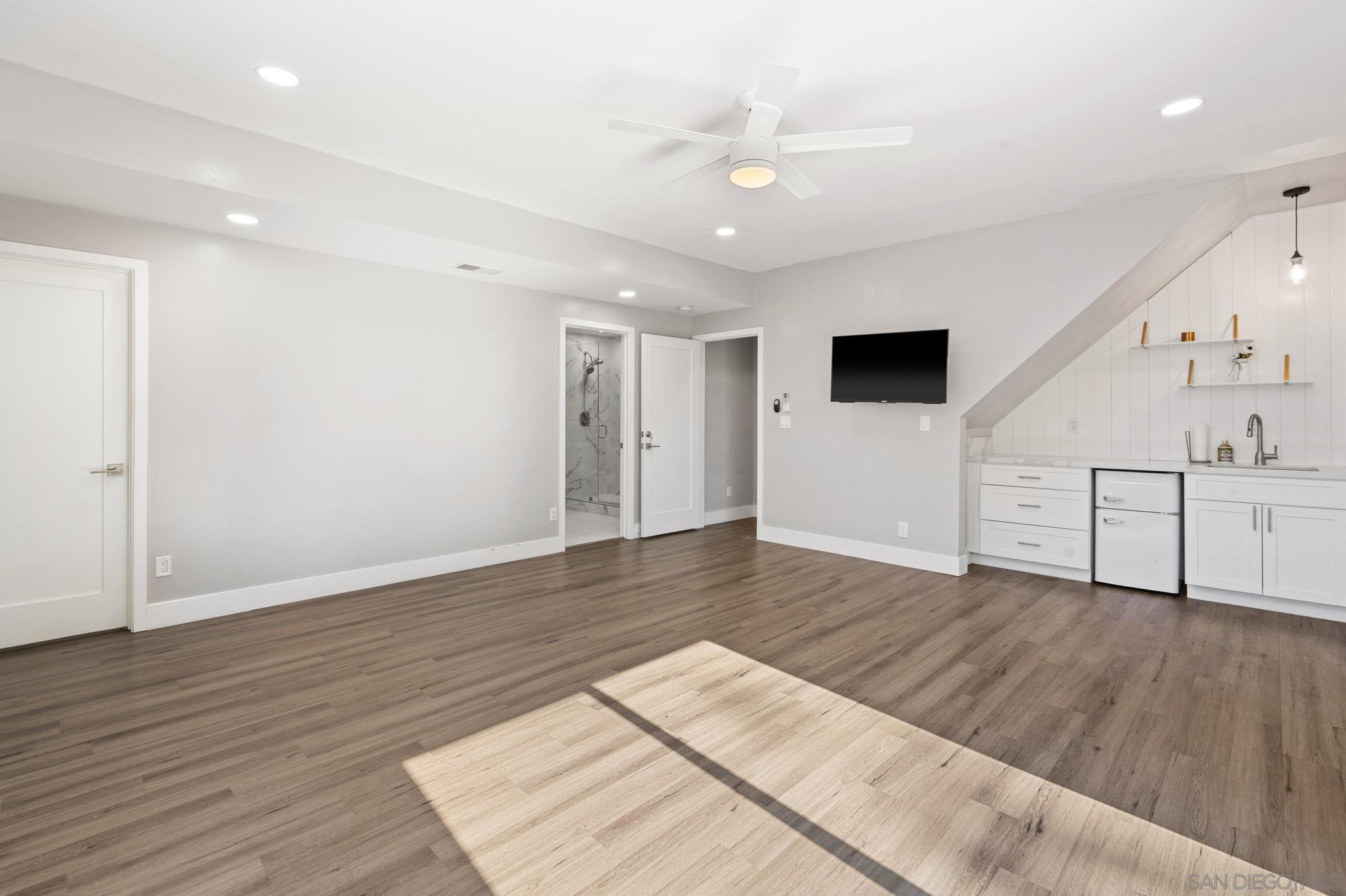 Detail Gallery Image 31 of 46 For 10059  Estrella Dr, La Mesa,  CA 91941 - 4 Beds | 4 Baths