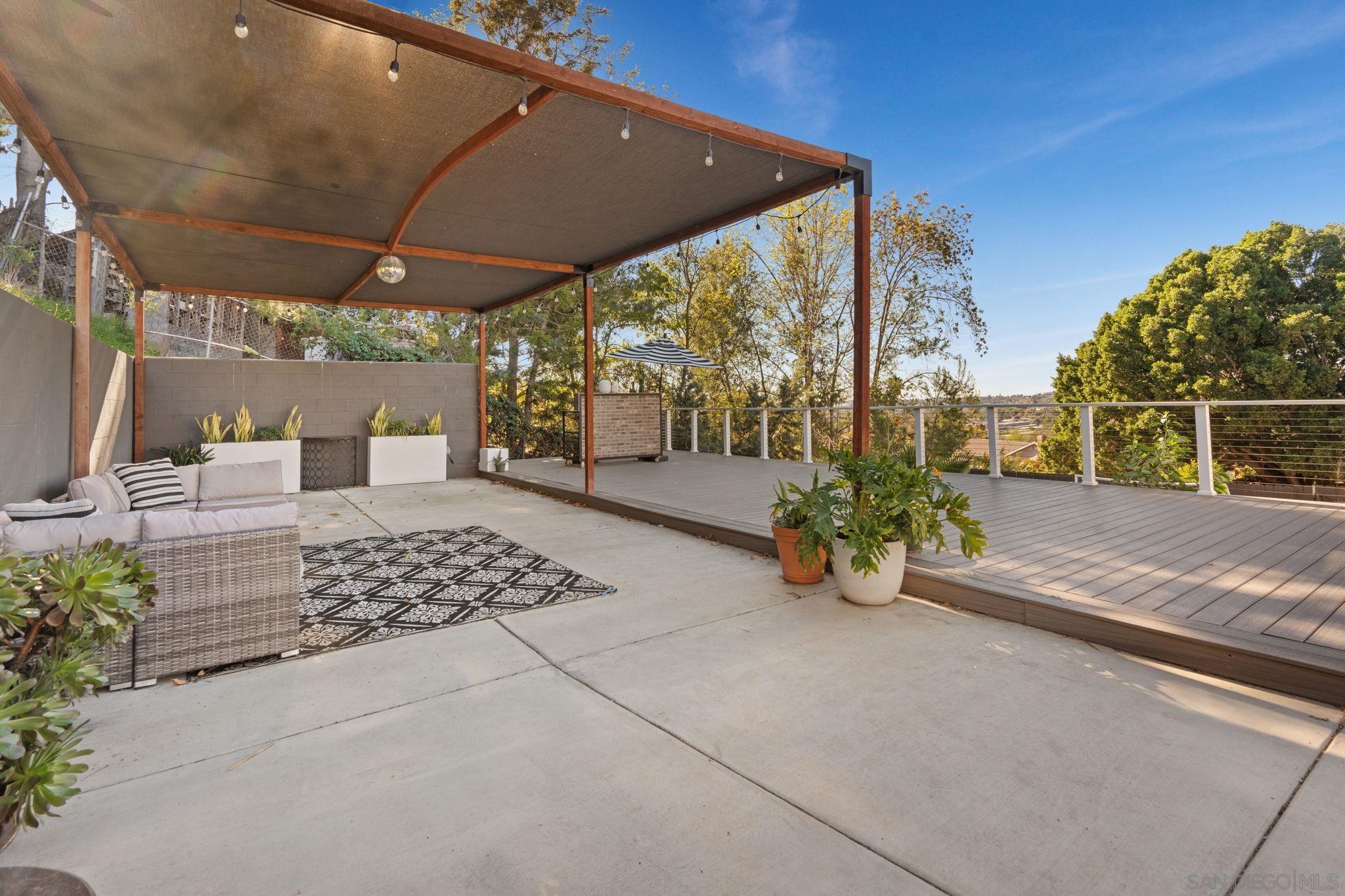 Detail Gallery Image 38 of 46 For 10059  Estrella Dr, La Mesa,  CA 91941 - 4 Beds | 4 Baths