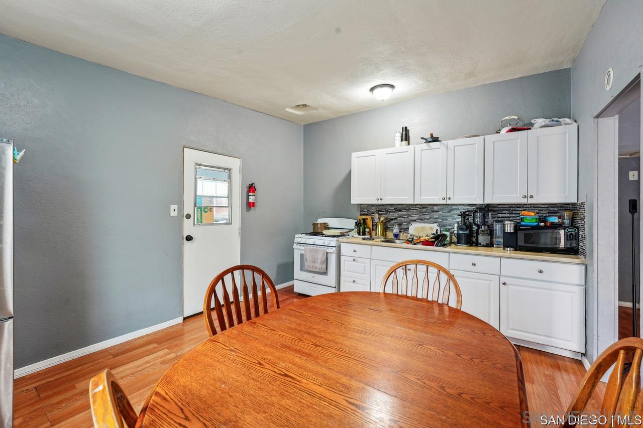 Detail Gallery Image 7 of 15 For 925  Magnolia Ave, Beaumont,  CA 92223 - – Beds | – Baths