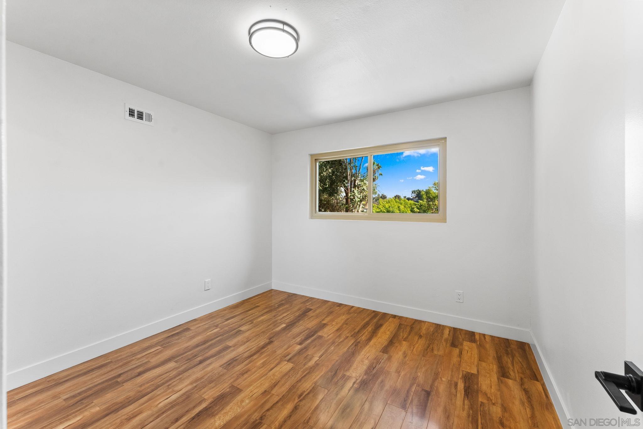 Detail Gallery Image 22 of 38 For 725  Peggy Dr, San Diego,  CA 92114 - 5 Beds | 2/1 Baths