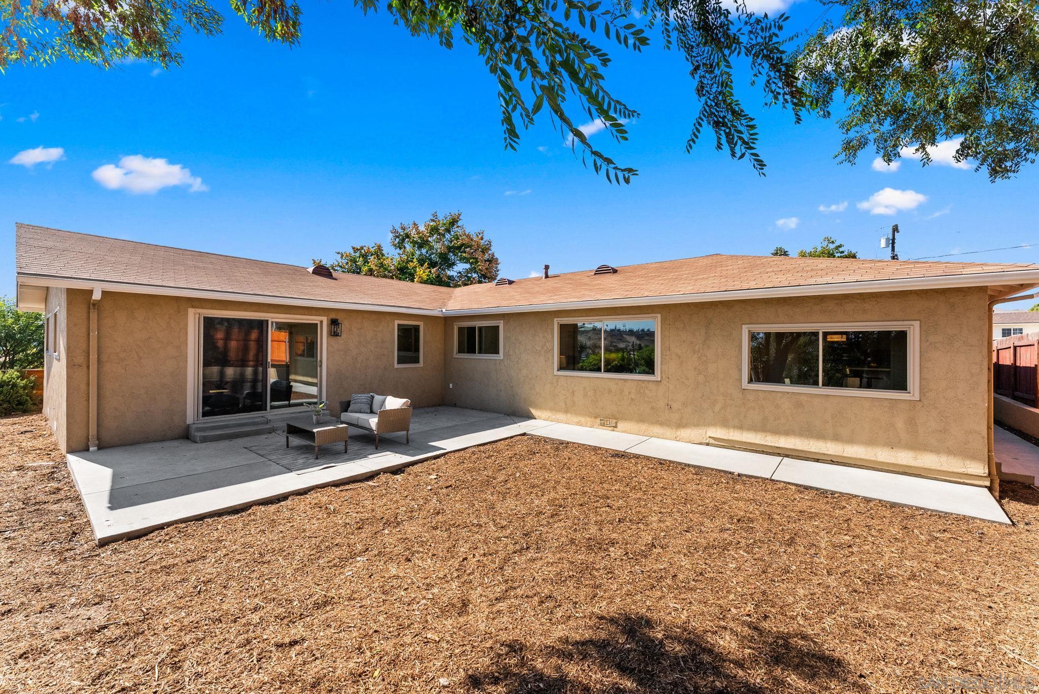 Detail Gallery Image 26 of 38 For 725  Peggy Dr, San Diego,  CA 92114 - 5 Beds | 2/1 Baths