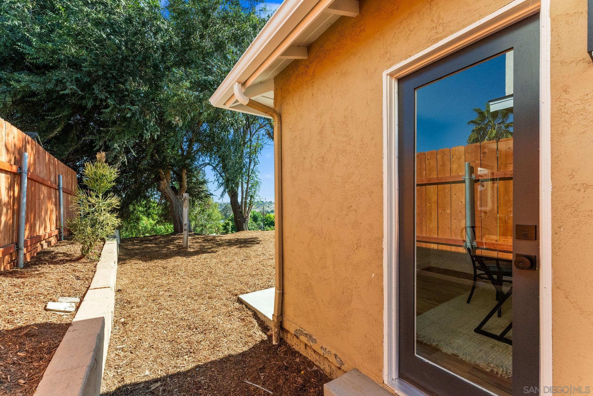 Detail Gallery Image 29 of 38 For 725  Peggy Dr, San Diego,  CA 92114 - 5 Beds | 2/1 Baths