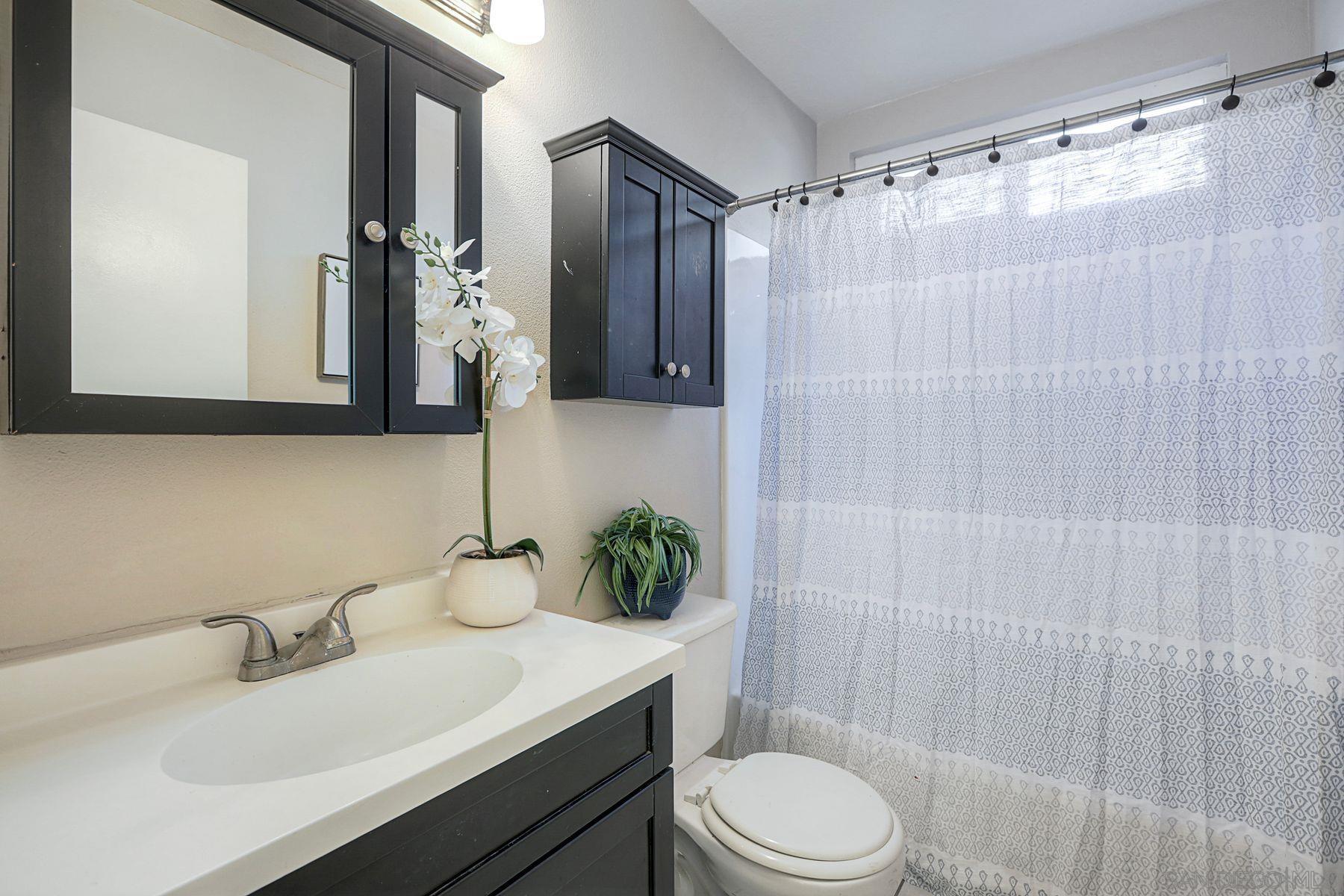 Detail Gallery Image 16 of 26 For 1413  Dawn Ct, San Marcos,  CA 92069 - 4 Beds | 2 Baths