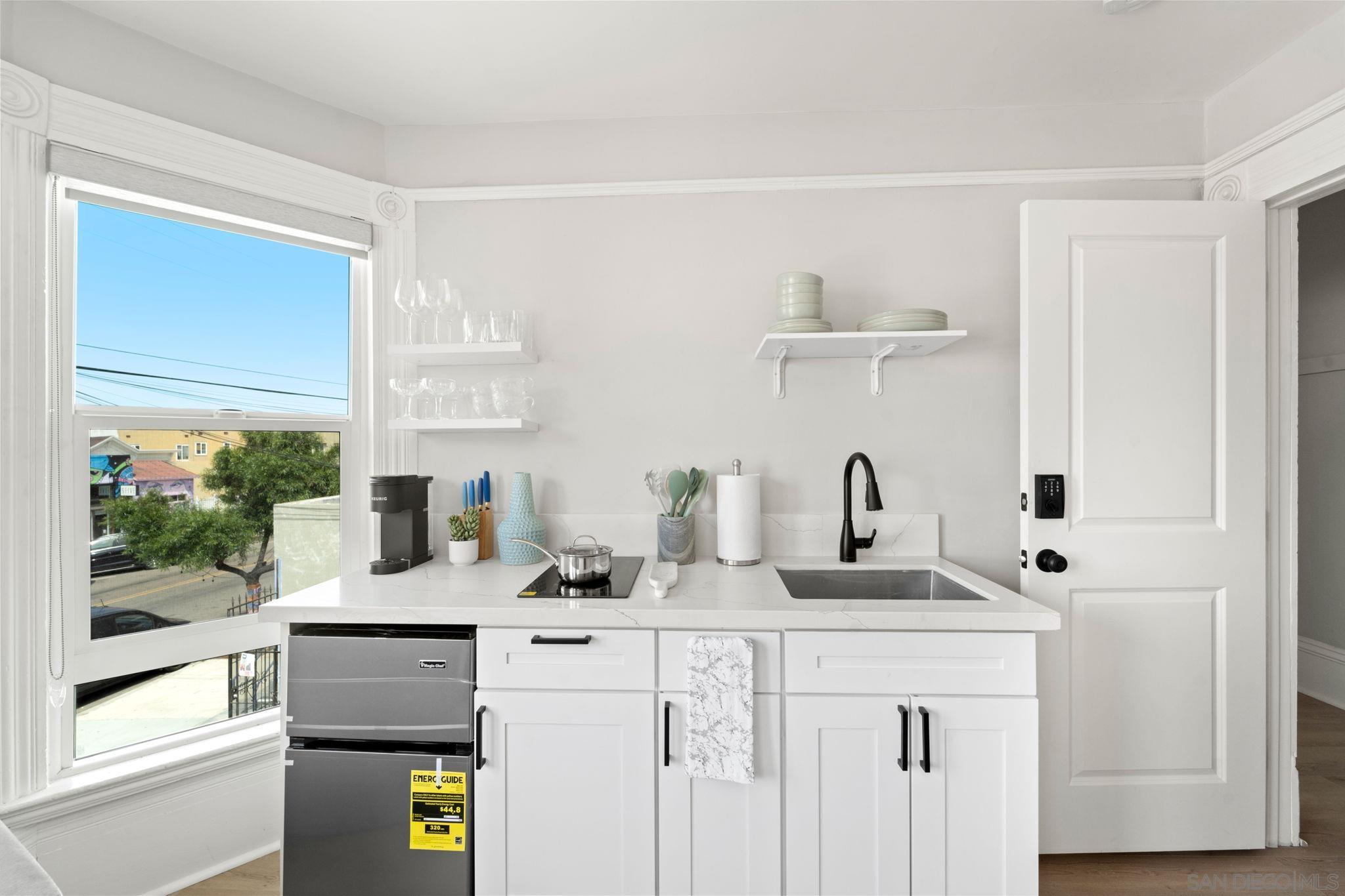 Detail Gallery Image 4 of 75 For 2174  Logan Ave, San Diego,  CA 92113 - – Beds | – Baths