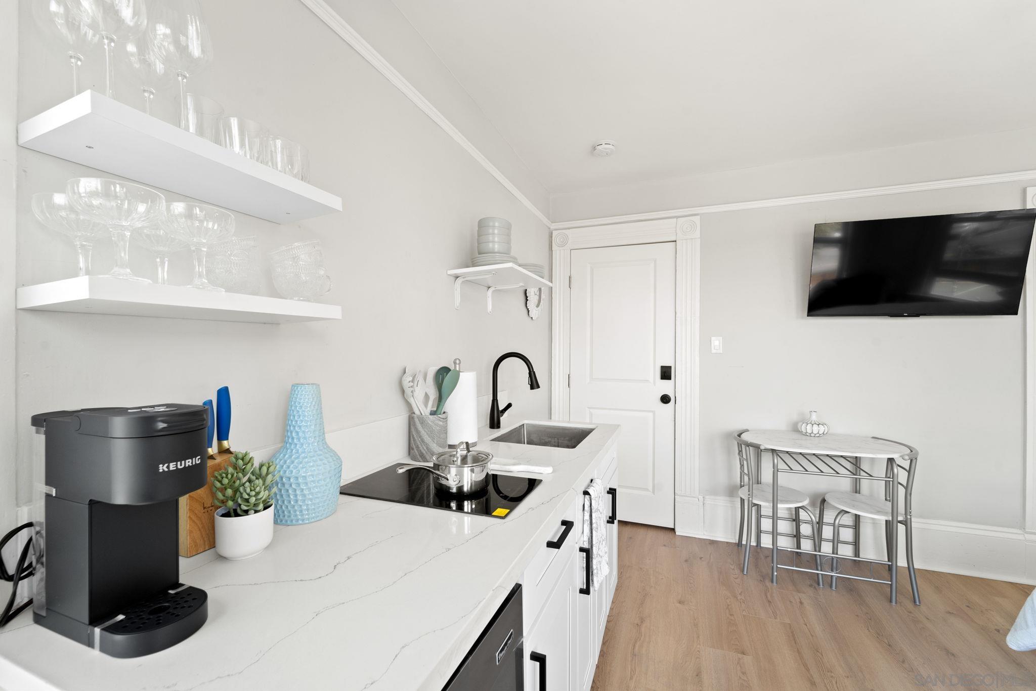 Detail Gallery Image 6 of 75 For 2174  Logan Ave, San Diego,  CA 92113 - – Beds | – Baths