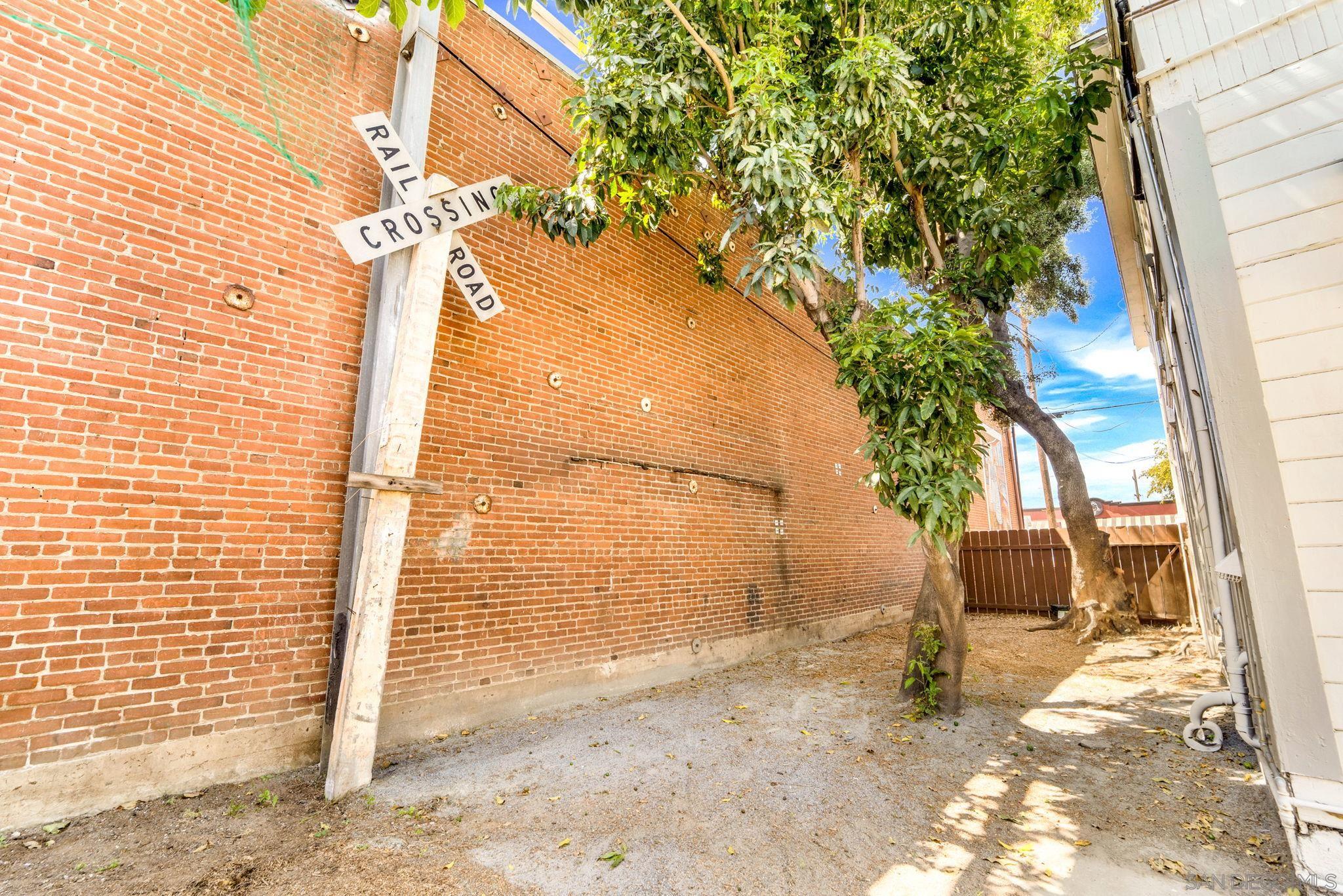 Detail Gallery Image 66 of 75 For 2174  Logan Ave, San Diego,  CA 92113 - – Beds | – Baths