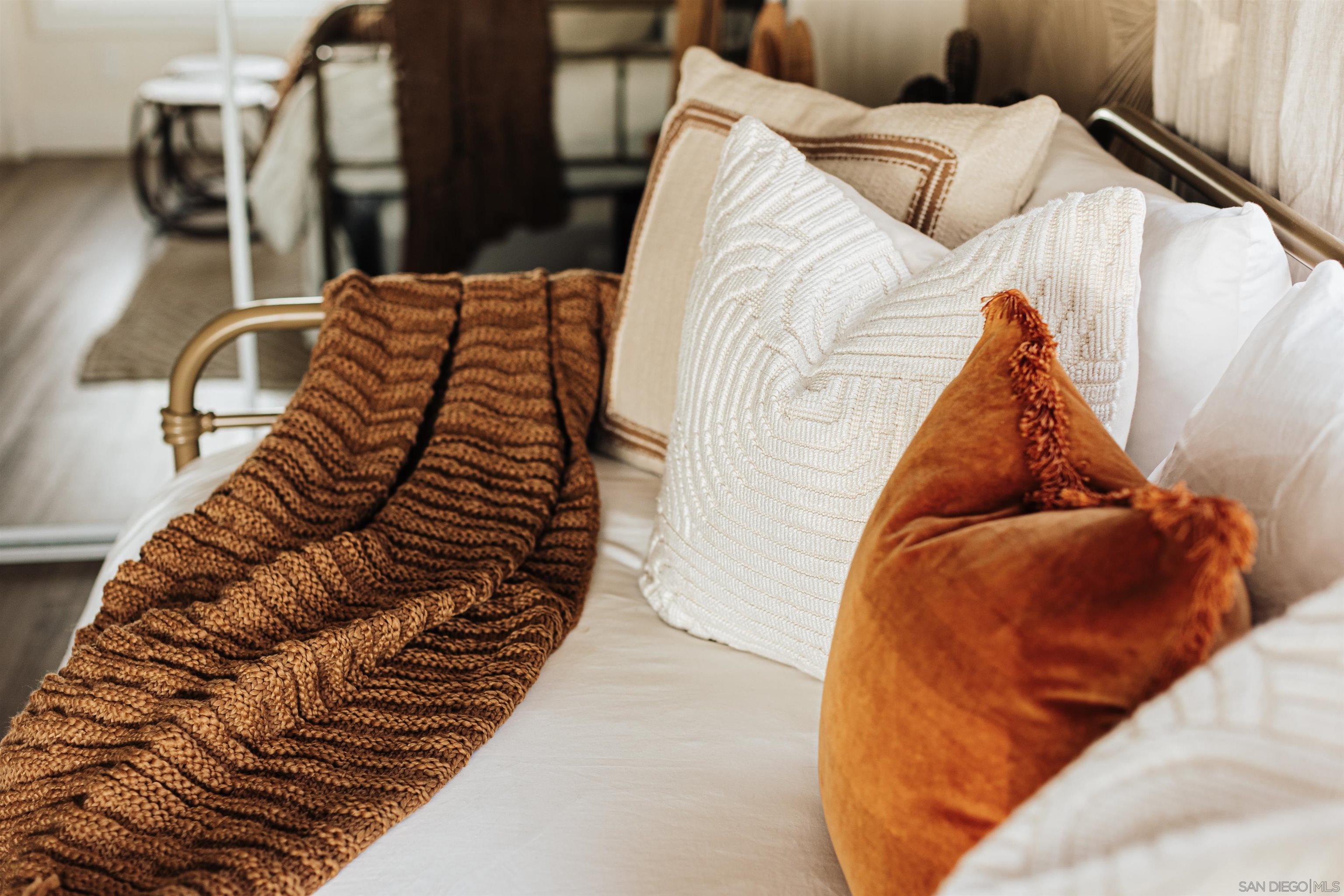 Detail Gallery Image 48 of 56 For 324 S Nevada St, Oceanside,  CA 92054 - 5 Beds | 3 Baths