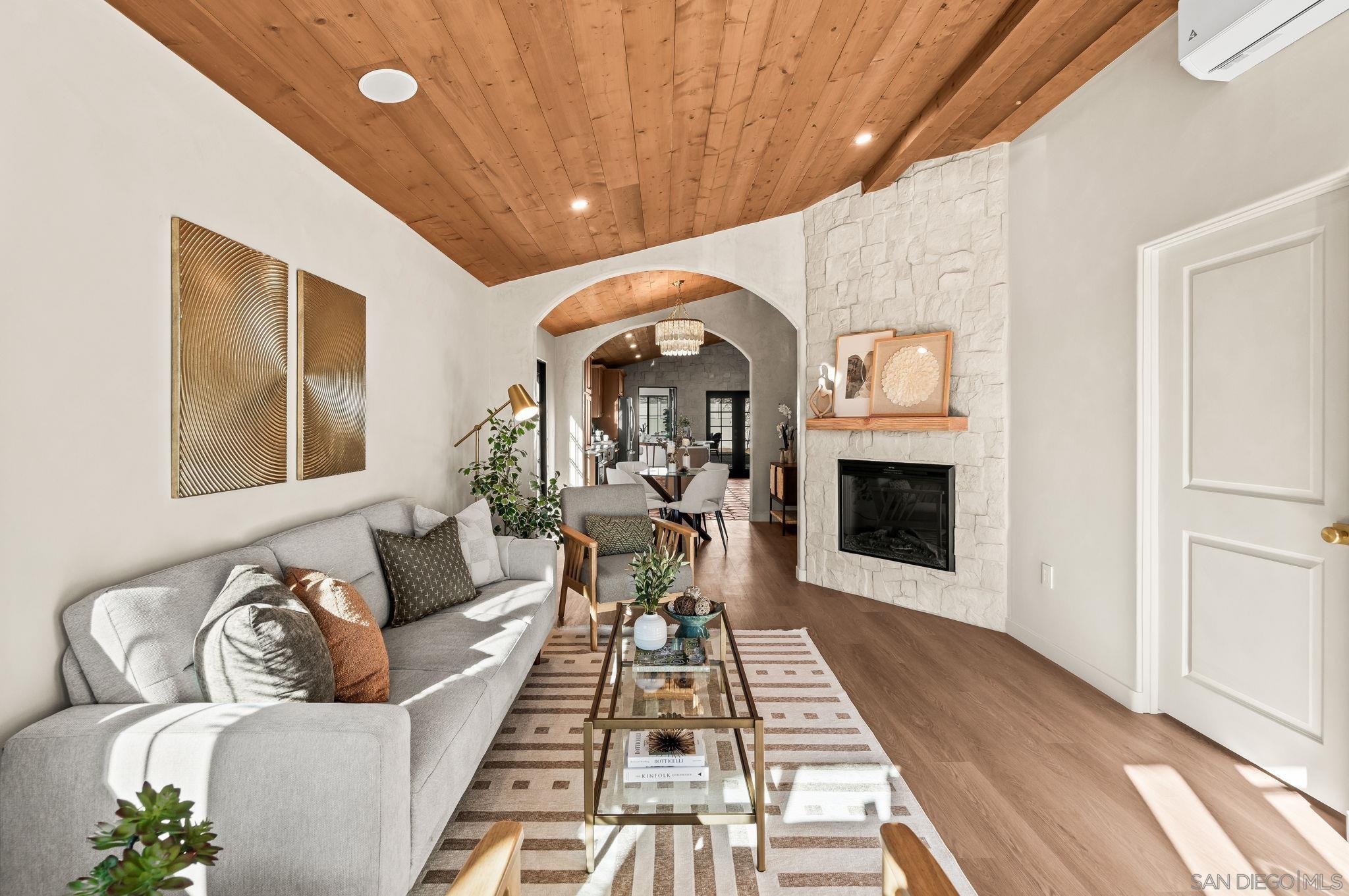 Detail Gallery Image 16 of 70 For 1566  Evergreen St, San Diego,  CA 92106 - 3 Beds | 2 Baths