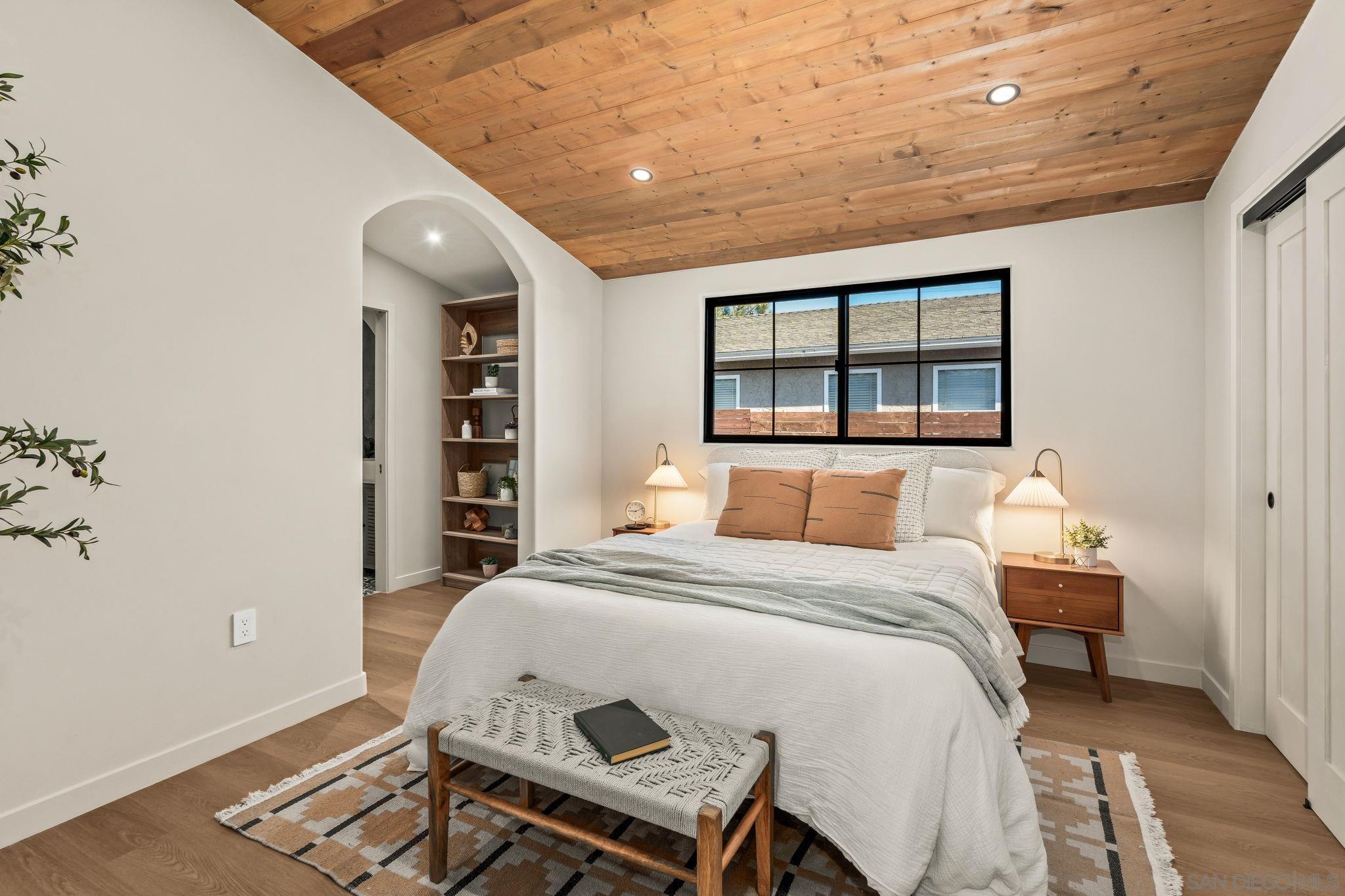 Detail Gallery Image 17 of 69 For 1566  Evergreen St, San Diego,  CA 92106 - 3 Beds | 2 Baths