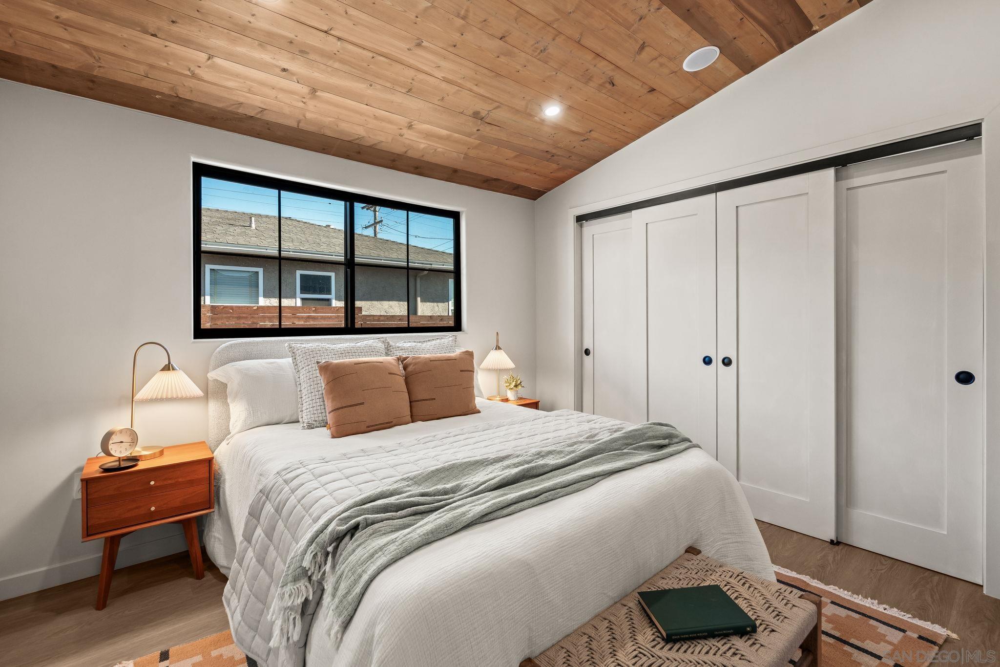 Detail Gallery Image 18 of 69 For 1566  Evergreen St, San Diego,  CA 92106 - 3 Beds | 2 Baths