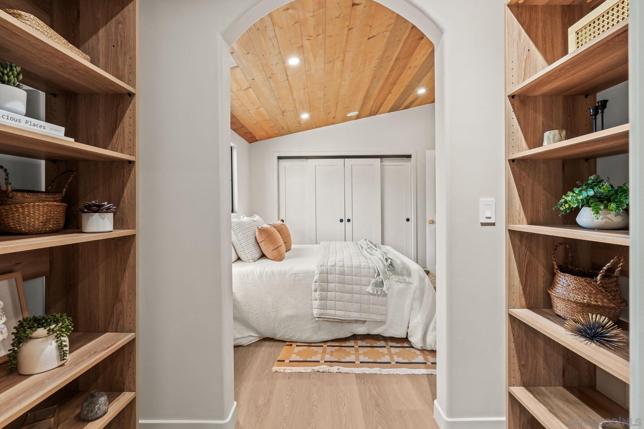 Detail Gallery Image 22 of 69 For 1566  Evergreen St, San Diego,  CA 92106 - 3 Beds | 2 Baths