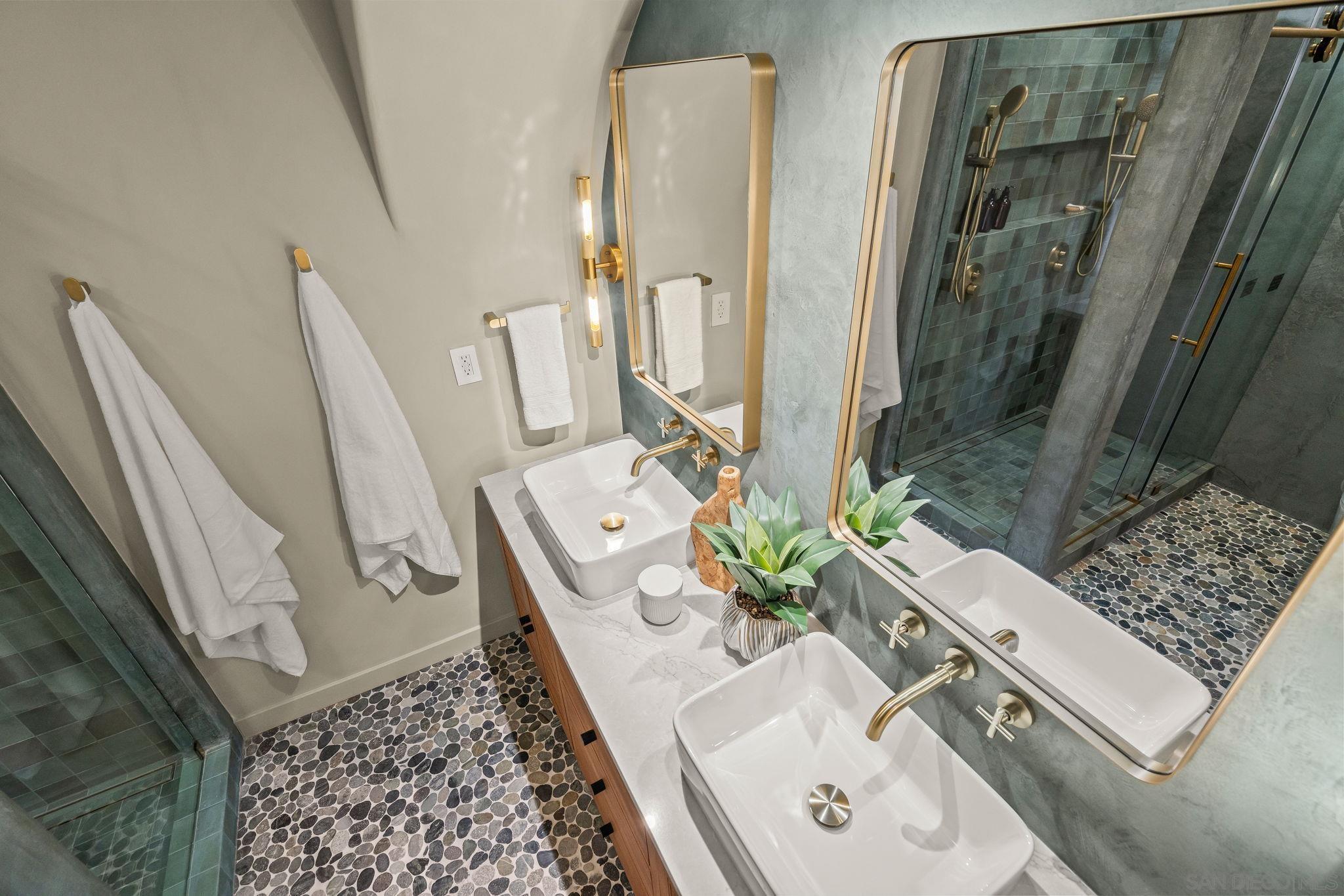 Detail Gallery Image 30 of 69 For 1566  Evergreen St, San Diego,  CA 92106 - 3 Beds | 2 Baths