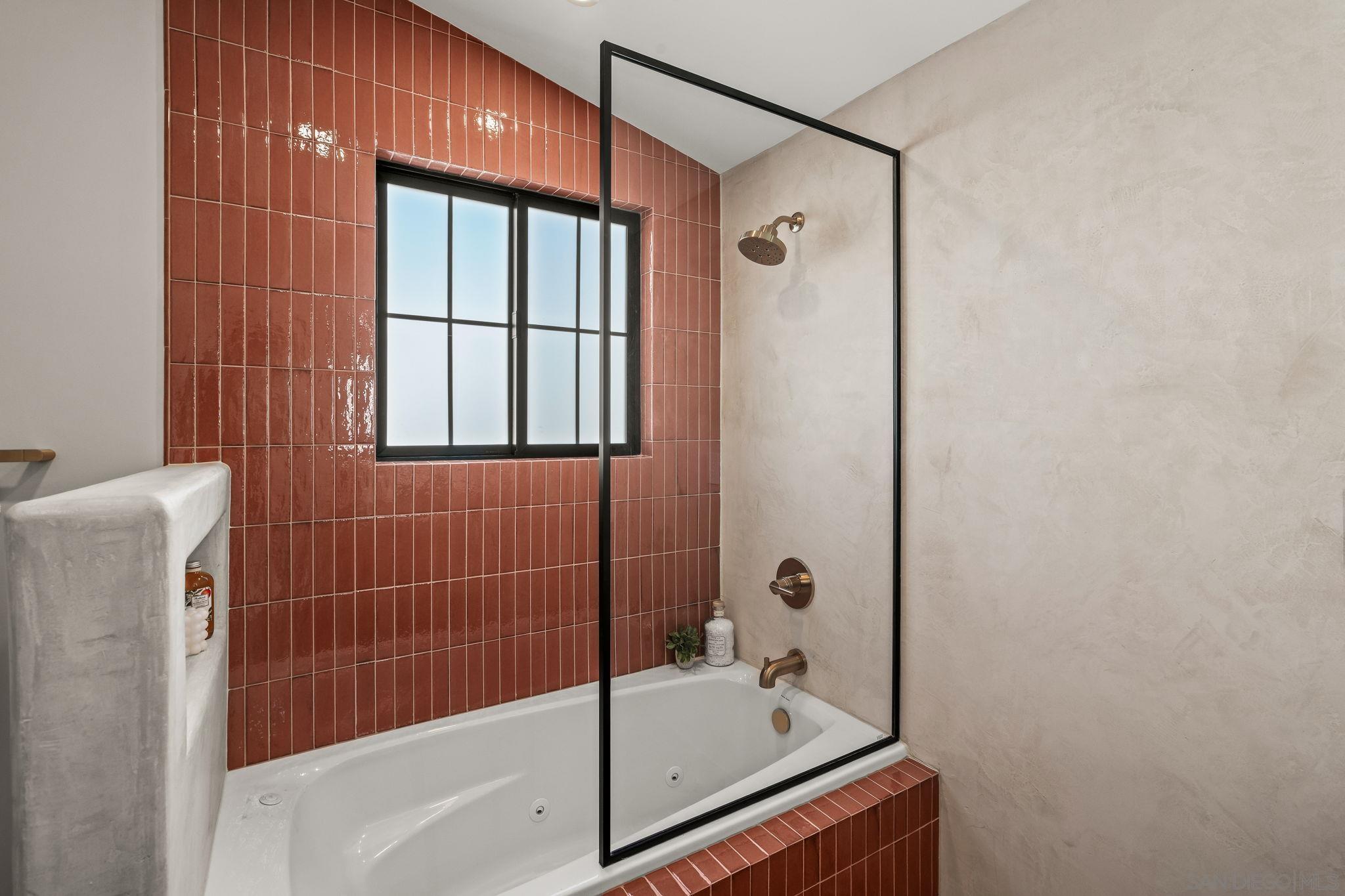 Detail Gallery Image 36 of 69 For 1566  Evergreen St, San Diego,  CA 92106 - 3 Beds | 2 Baths