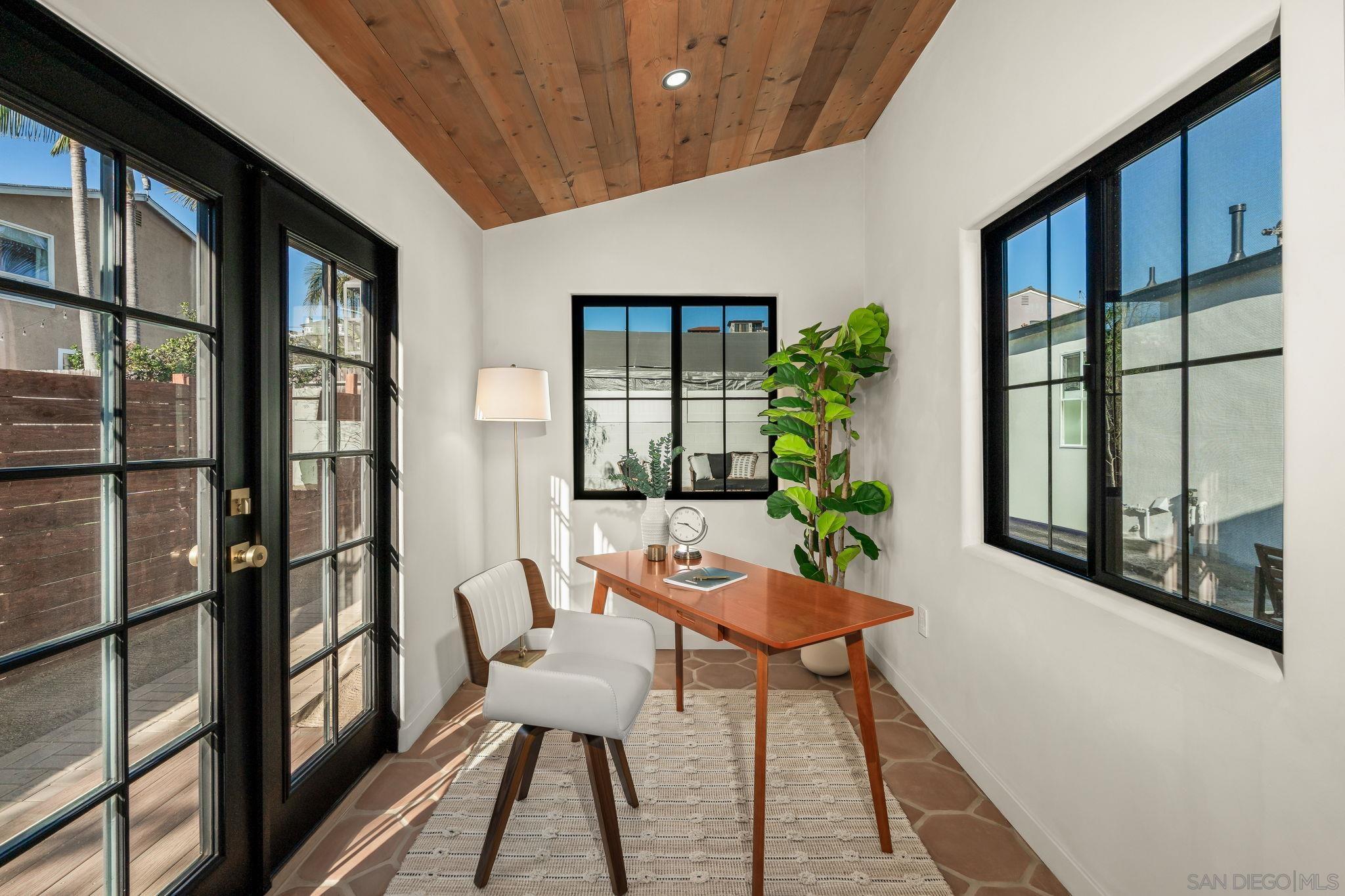 Detail Gallery Image 37 of 69 For 1566  Evergreen St, San Diego,  CA 92106 - 3 Beds | 2 Baths