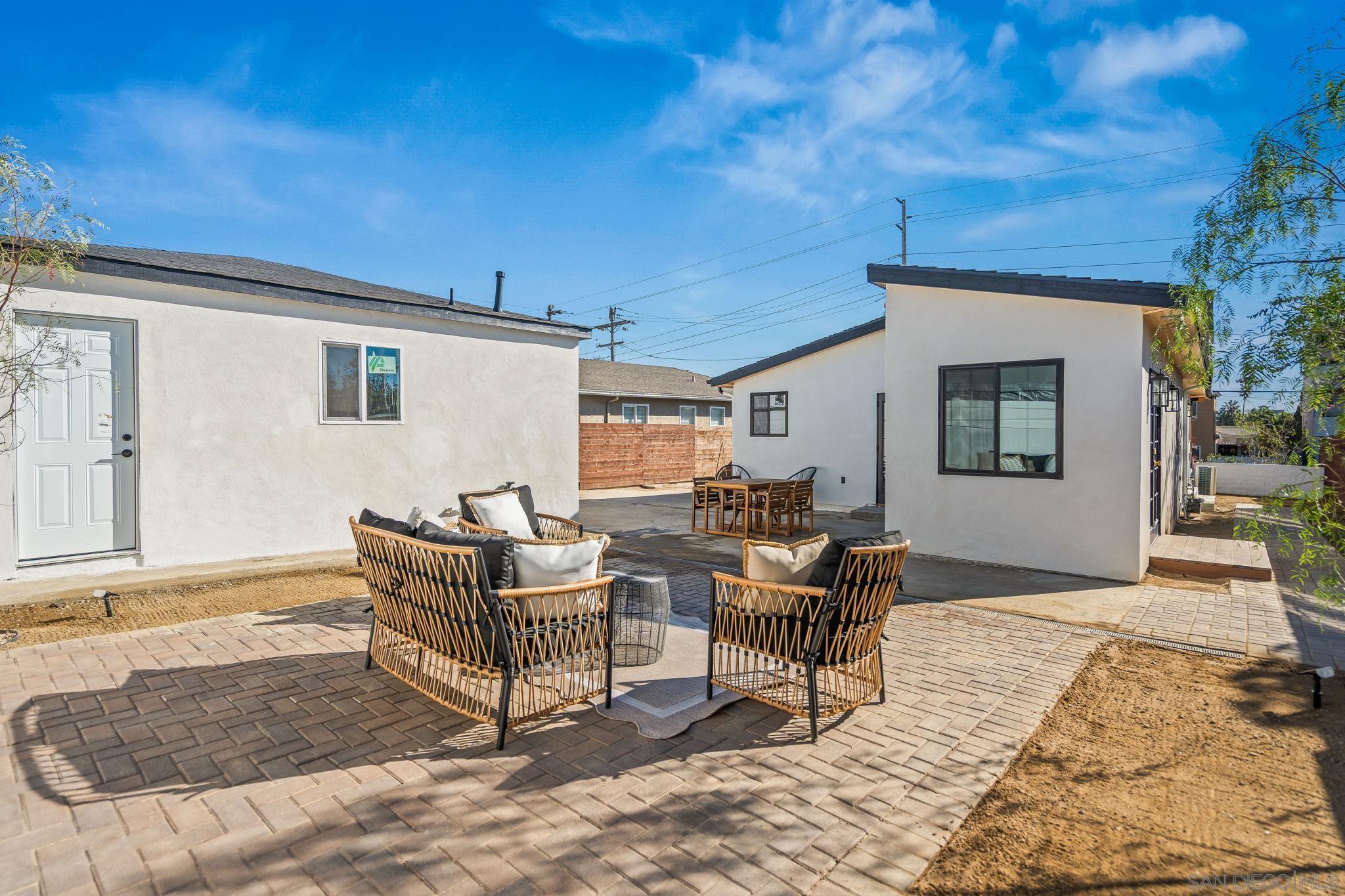 Detail Gallery Image 43 of 70 For 1566  Evergreen St, San Diego,  CA 92106 - 3 Beds | 2 Baths