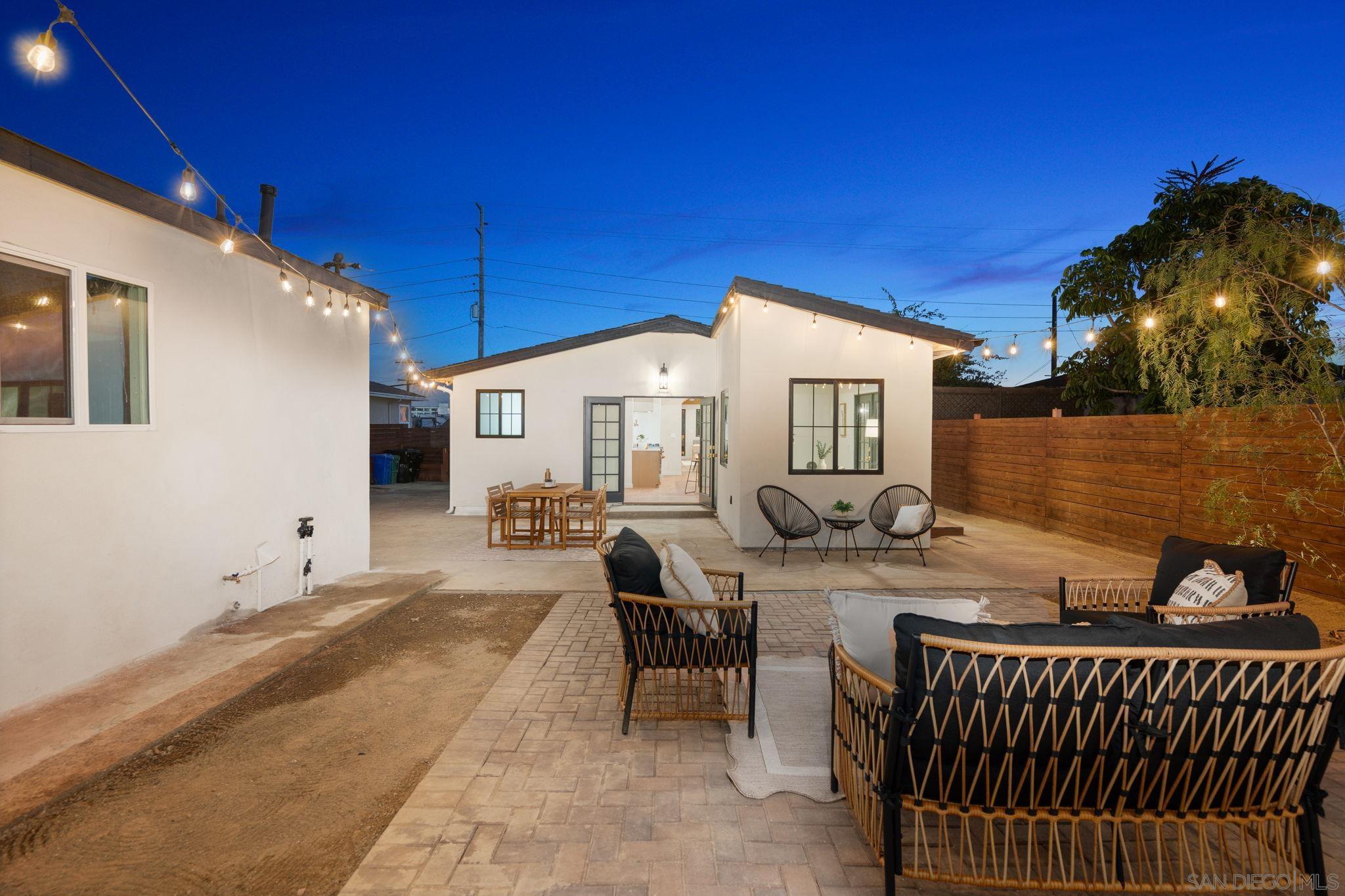 Detail Gallery Image 63 of 69 For 1566  Evergreen St, San Diego,  CA 92106 - 3 Beds | 2 Baths