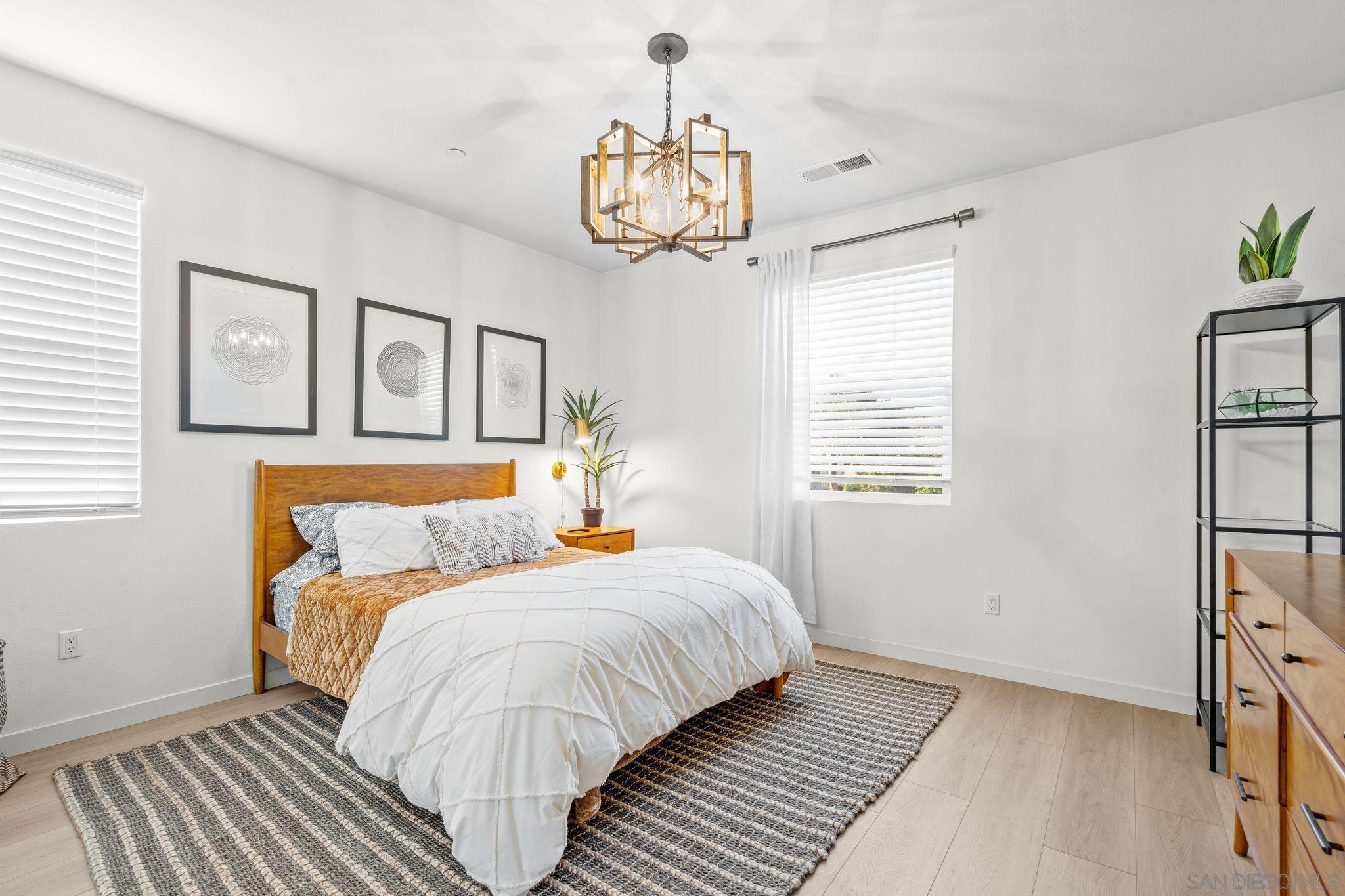 Detail Gallery Image 26 of 38 For 835  Vera St, Solana Beach,  CA 92075 - 4 Beds | 3 Baths