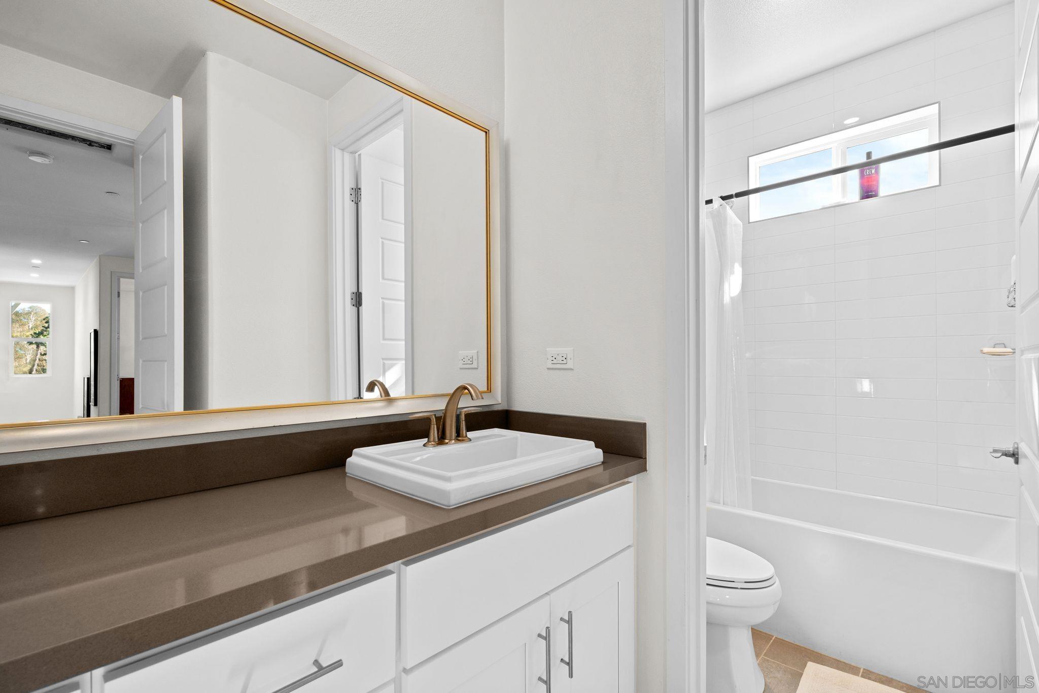 Detail Gallery Image 28 of 38 For 835  Vera St, Solana Beach,  CA 92075 - 4 Beds | 3 Baths