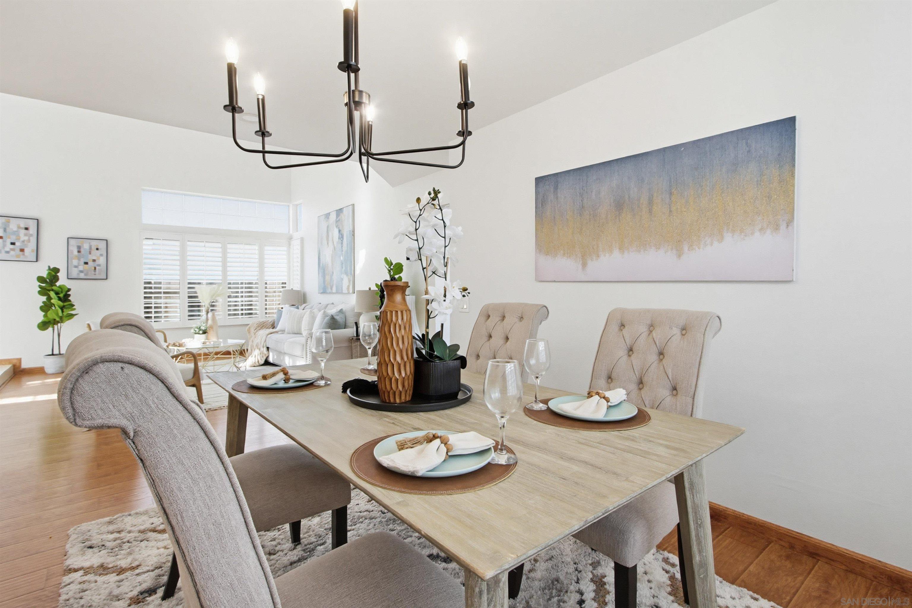 Detail Gallery Image 11 of 39 For 14128  Stoney Gate Place, San Diego,  CA 92128 - 4 Beds | 2/1 Baths