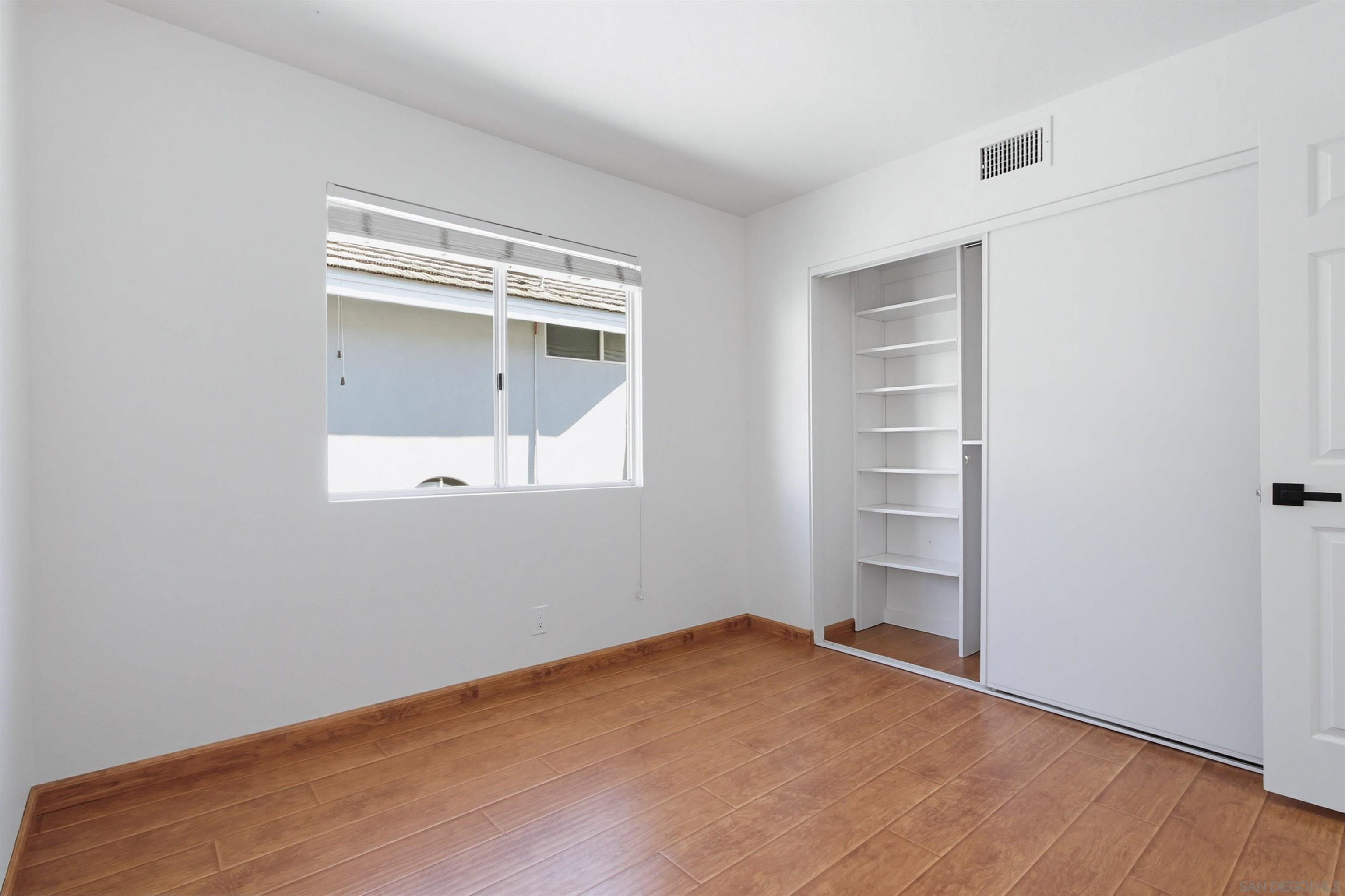 Detail Gallery Image 24 of 39 For 14128  Stoney Gate Place, San Diego,  CA 92128 - 4 Beds | 2/1 Baths