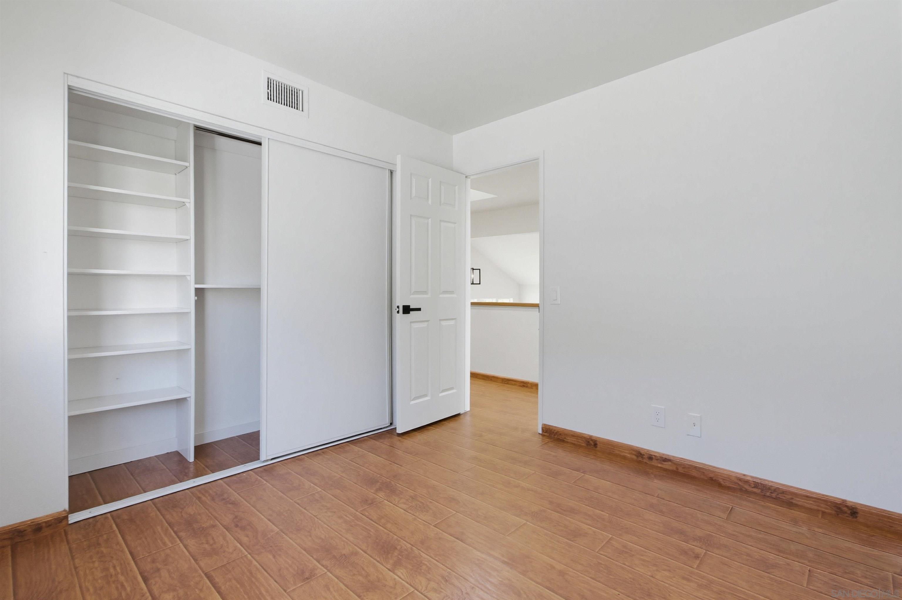 Detail Gallery Image 34 of 39 For 14128  Stoney Gate Place, San Diego,  CA 92128 - 4 Beds | 2/1 Baths