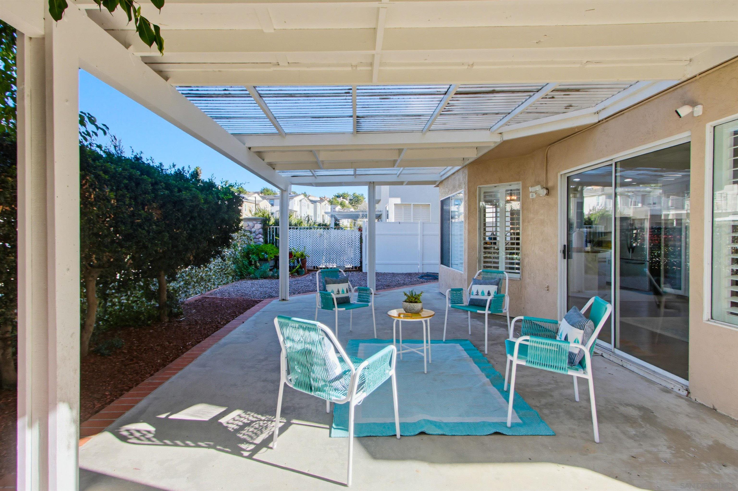 Detail Gallery Image 37 of 39 For 14128  Stoney Gate Place, San Diego,  CA 92128 - 4 Beds | 2/1 Baths