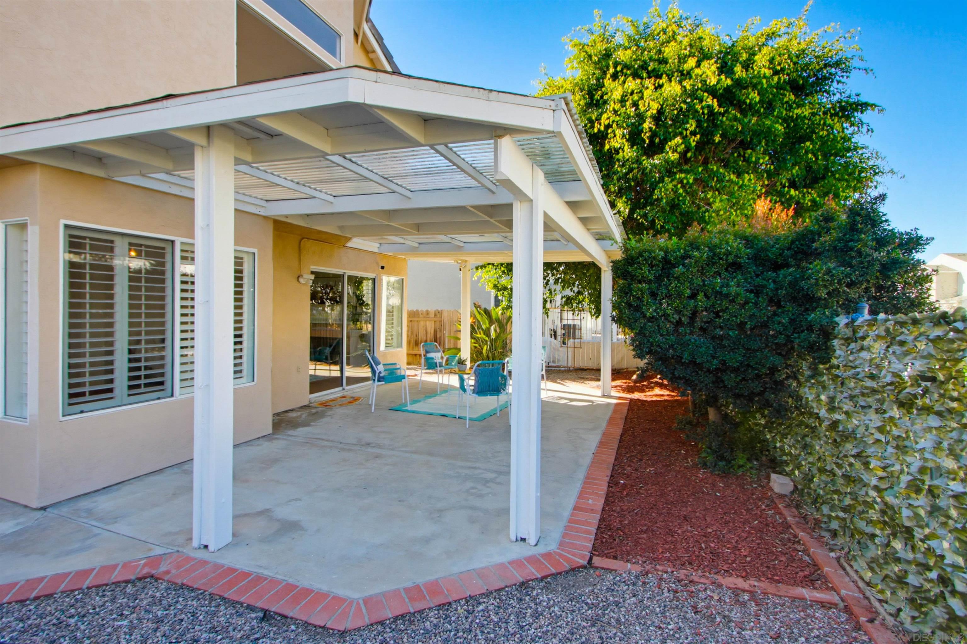 Detail Gallery Image 38 of 39 For 14128  Stoney Gate Place, San Diego,  CA 92128 - 4 Beds | 2/1 Baths