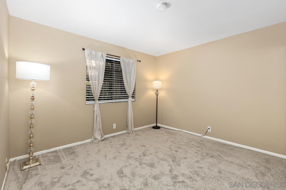 Detail Gallery Image 13 of 25 For 8860  Villa La Jolla Dr  105, La Jolla,  CA 92037 - 2 Beds | 2 Baths