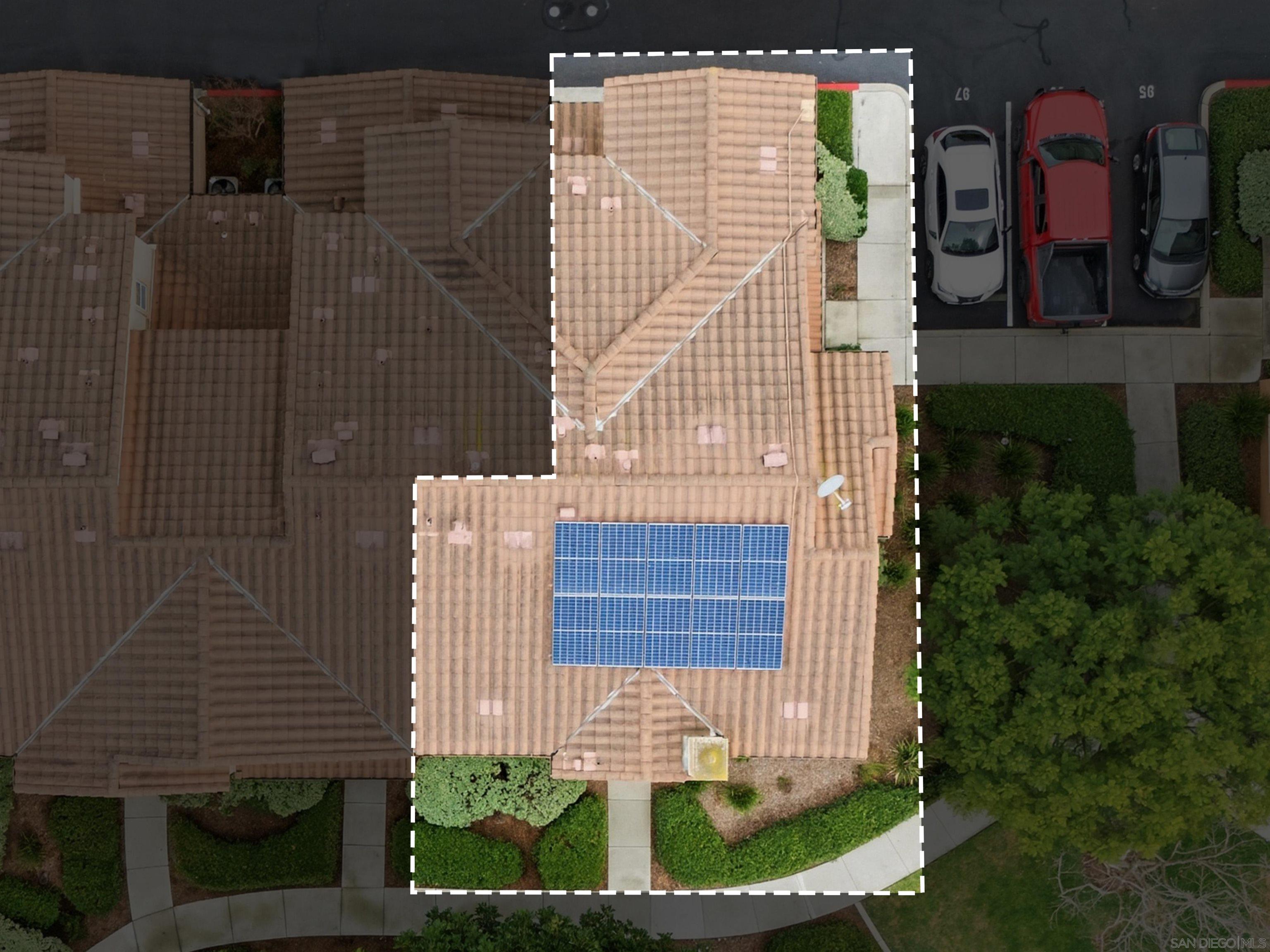 Detail Gallery Image 34 of 44 For 13049  Cadencia Pl, San Diego,  CA 92130 - 4 Beds | 2/1 Baths