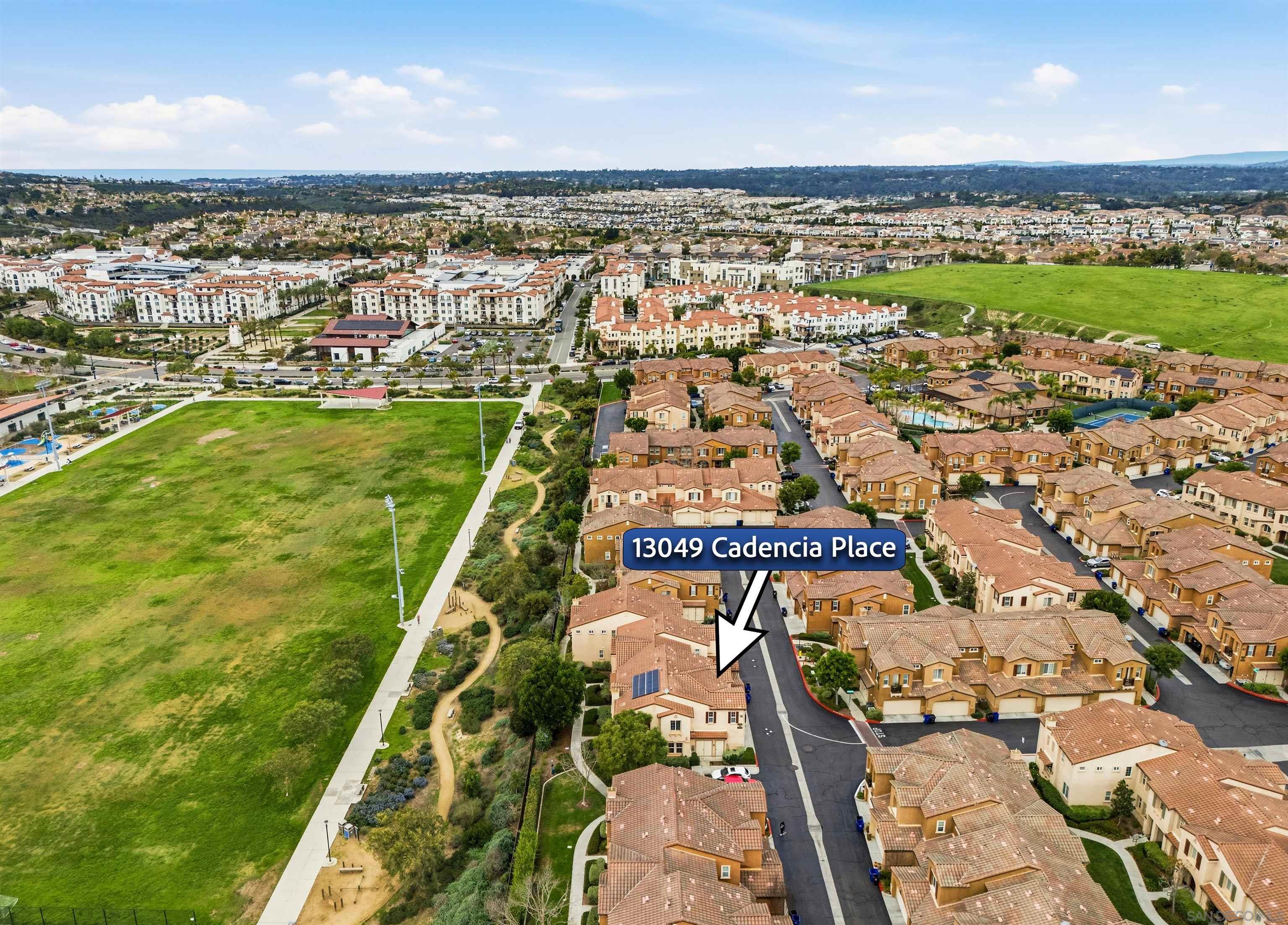 Detail Gallery Image 35 of 44 For 13049  Cadencia Pl, San Diego,  CA 92130 - 4 Beds | 2/1 Baths