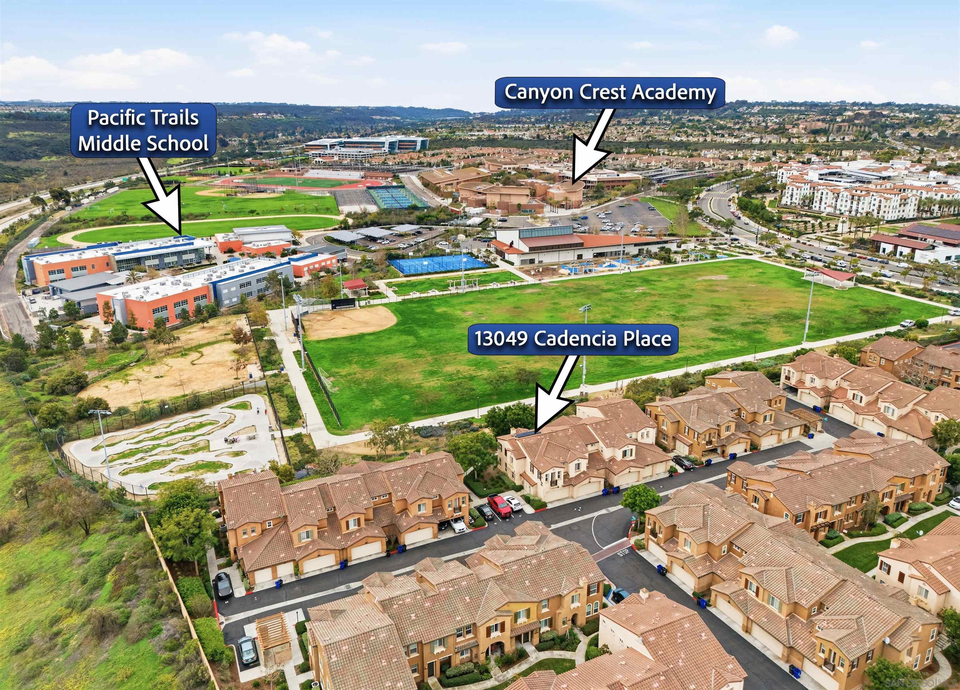 Detail Gallery Image 37 of 44 For 13049  Cadencia Pl, San Diego,  CA 92130 - 4 Beds | 2/1 Baths