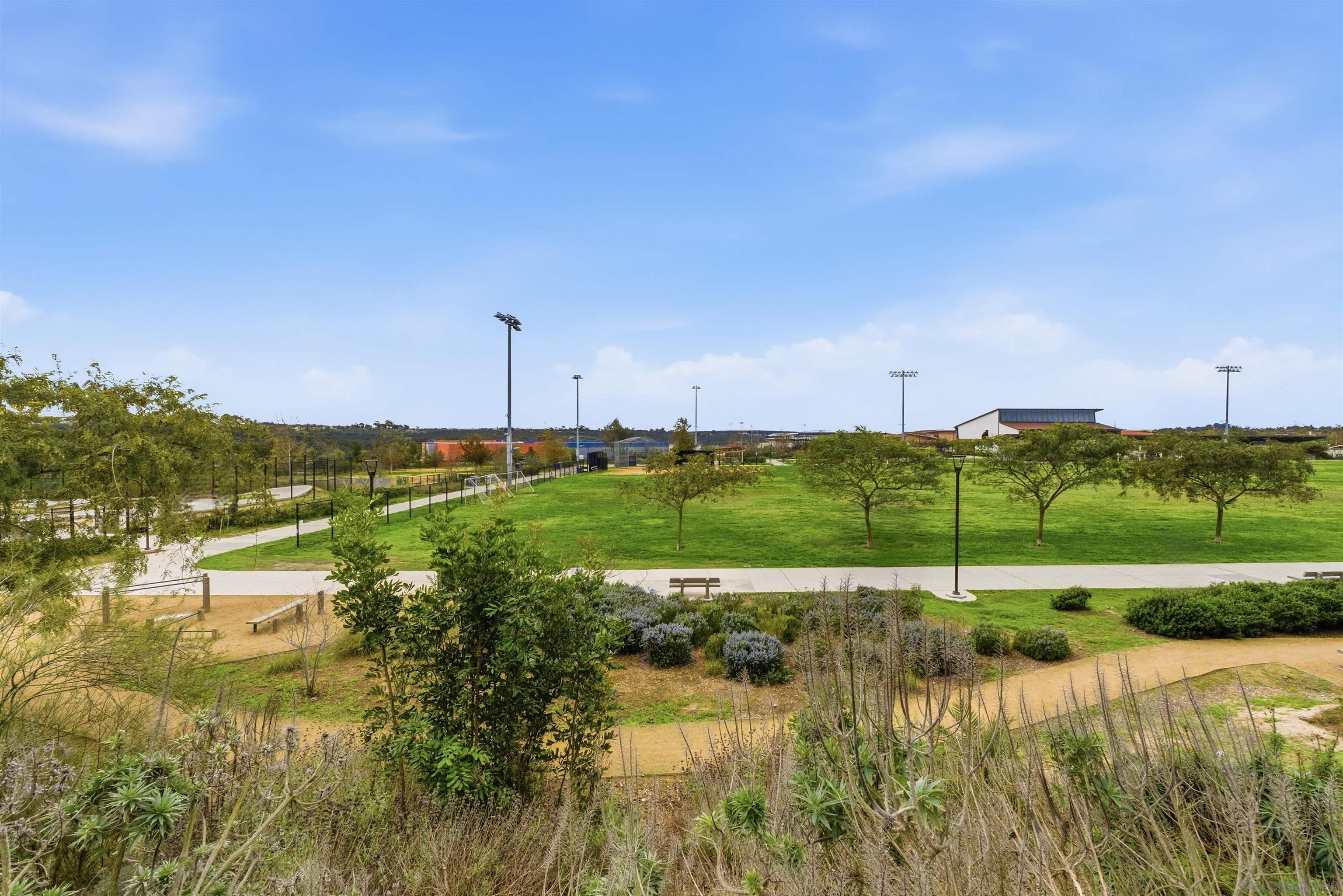 Detail Gallery Image 44 of 44 For 13049  Cadencia Pl, San Diego,  CA 92130 - 4 Beds | 2/1 Baths