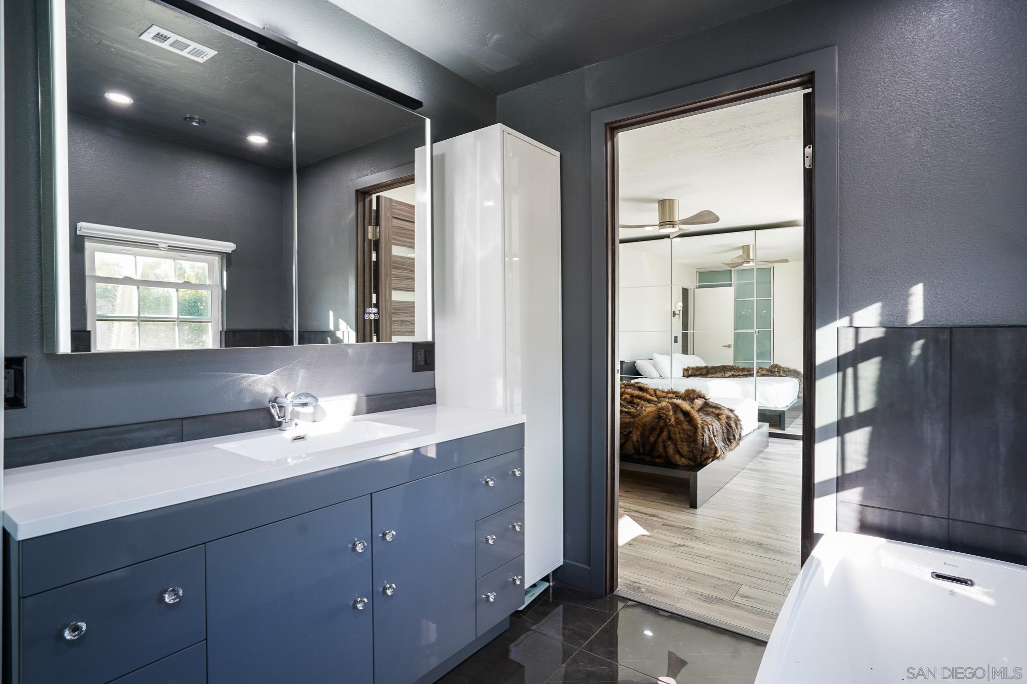 Detail Gallery Image 23 of 39 For 1517  Shields Ave, Encinitas,  CA 92024 - 4 Beds | 2 Baths