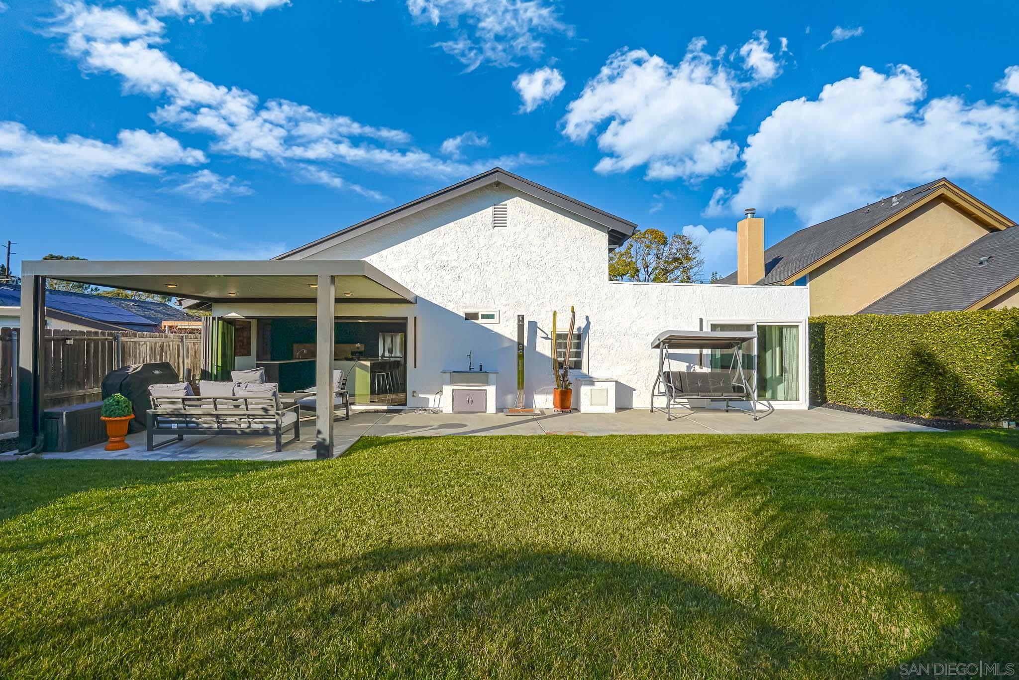 Detail Gallery Image 32 of 39 For 1517  Shields Ave, Encinitas,  CA 92024 - 4 Beds | 2 Baths