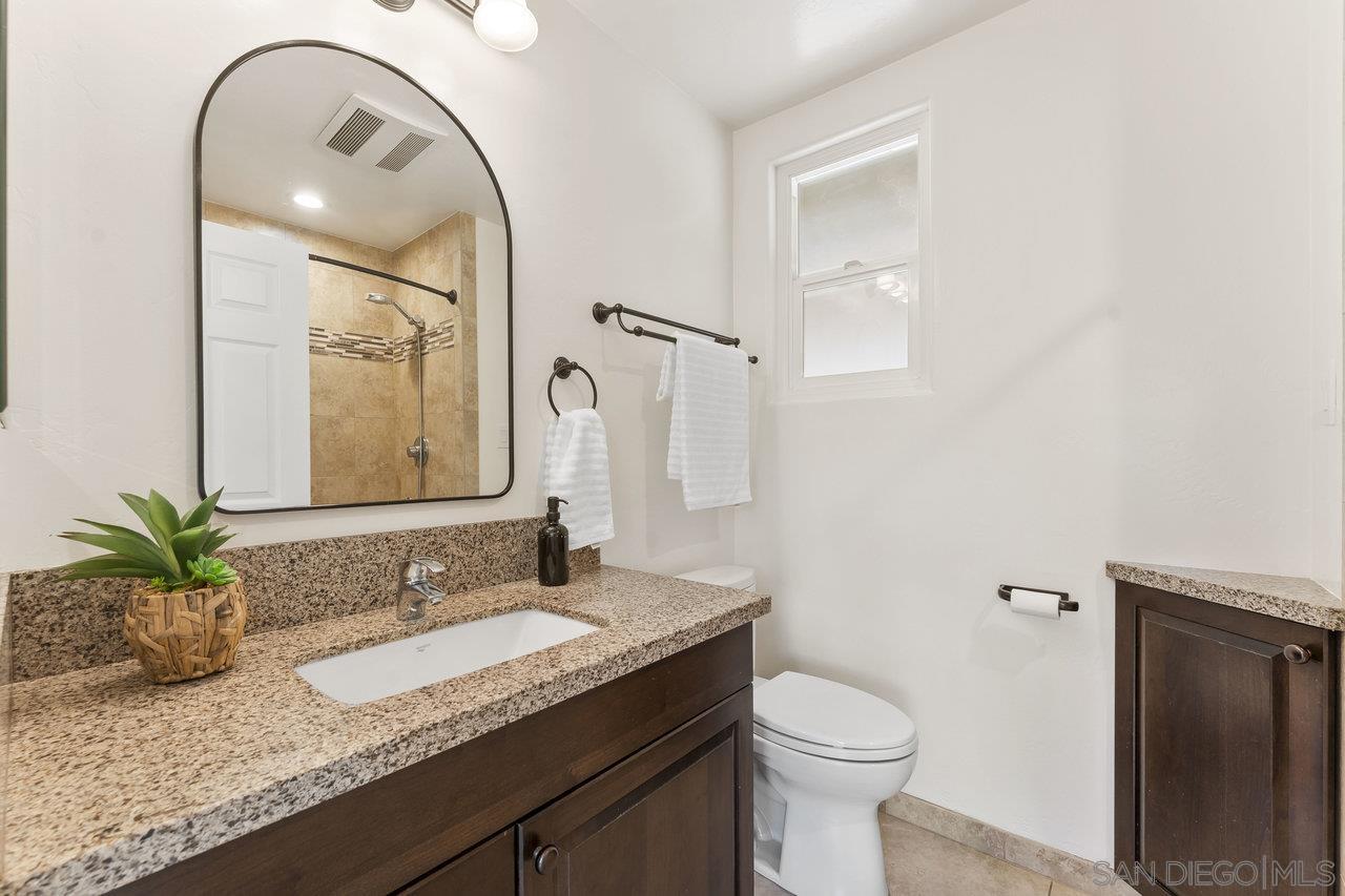Detail Gallery Image 25 of 54 For 2047  via Del Torrie, Alpine,  CA 91901 - 4 Beds | 3/1 Baths