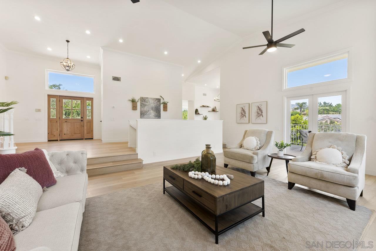 Detail Gallery Image 9 of 54 For 2047  via Del Torrie, Alpine,  CA 91901 - 4 Beds | 3/1 Baths