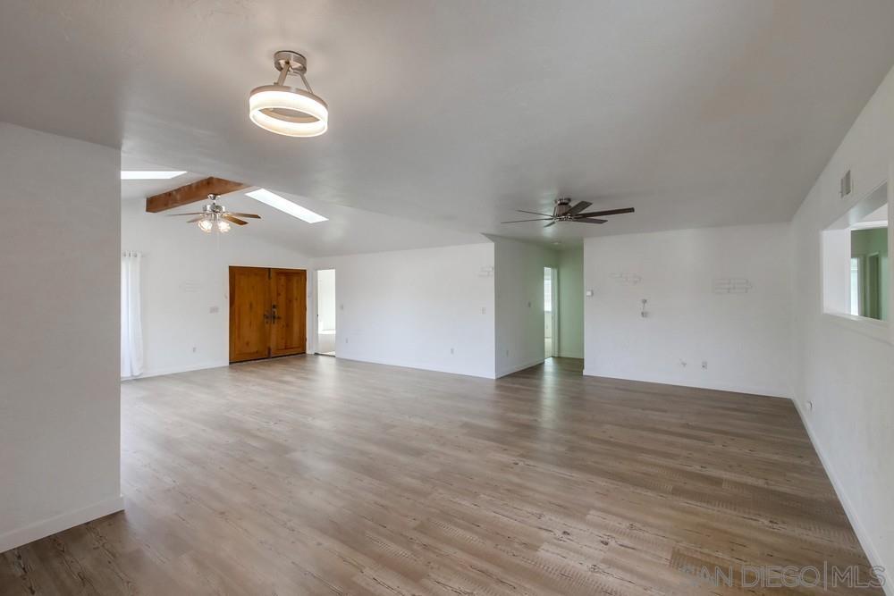 Detail Gallery Image 12 of 52 For 903  Hunter St., Ramona,  CA 92065 - 3 Beds | 2 Baths