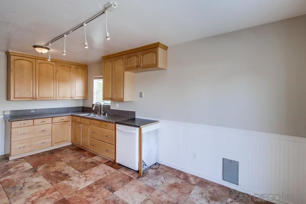 Detail Gallery Image 14 of 52 For 903  Hunter St., Ramona,  CA 92065 - 3 Beds | 2 Baths