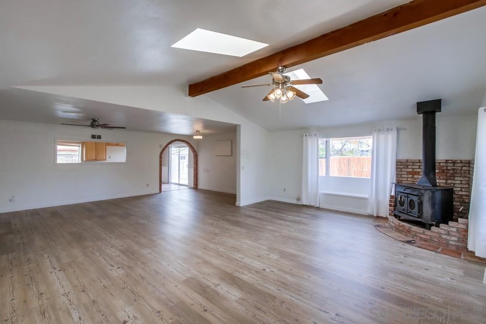 Detail Gallery Image 6 of 52 For 903  Hunter St., Ramona,  CA 92065 - 3 Beds | 2 Baths