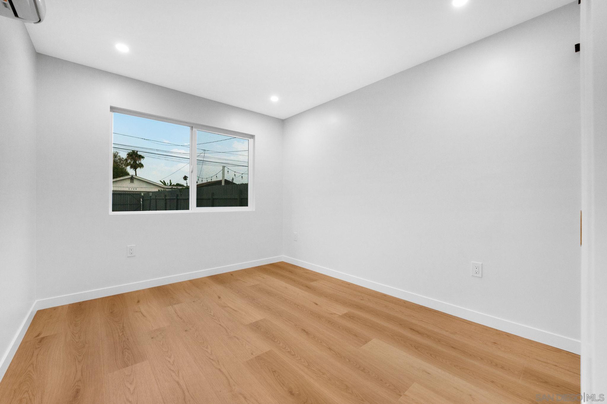 Detail Gallery Image 16 of 27 For 3728  Cherokee Ave, San Diego,  CA 92104 - 4 Beds | 2 Baths